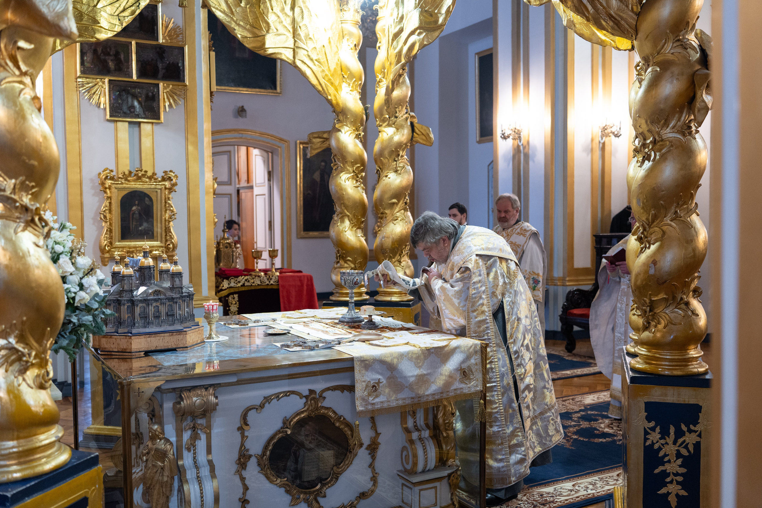 Неделя 31-я по Пятидесятнице, по Рождестве Христовом. Попразднство Рождества Христова. Правв. Иосифа Обручника, Давида царя и Иакова. НИКОЛО-БОГОЯВЛЕНСКИЙ МОРСКОЙ СОБОР