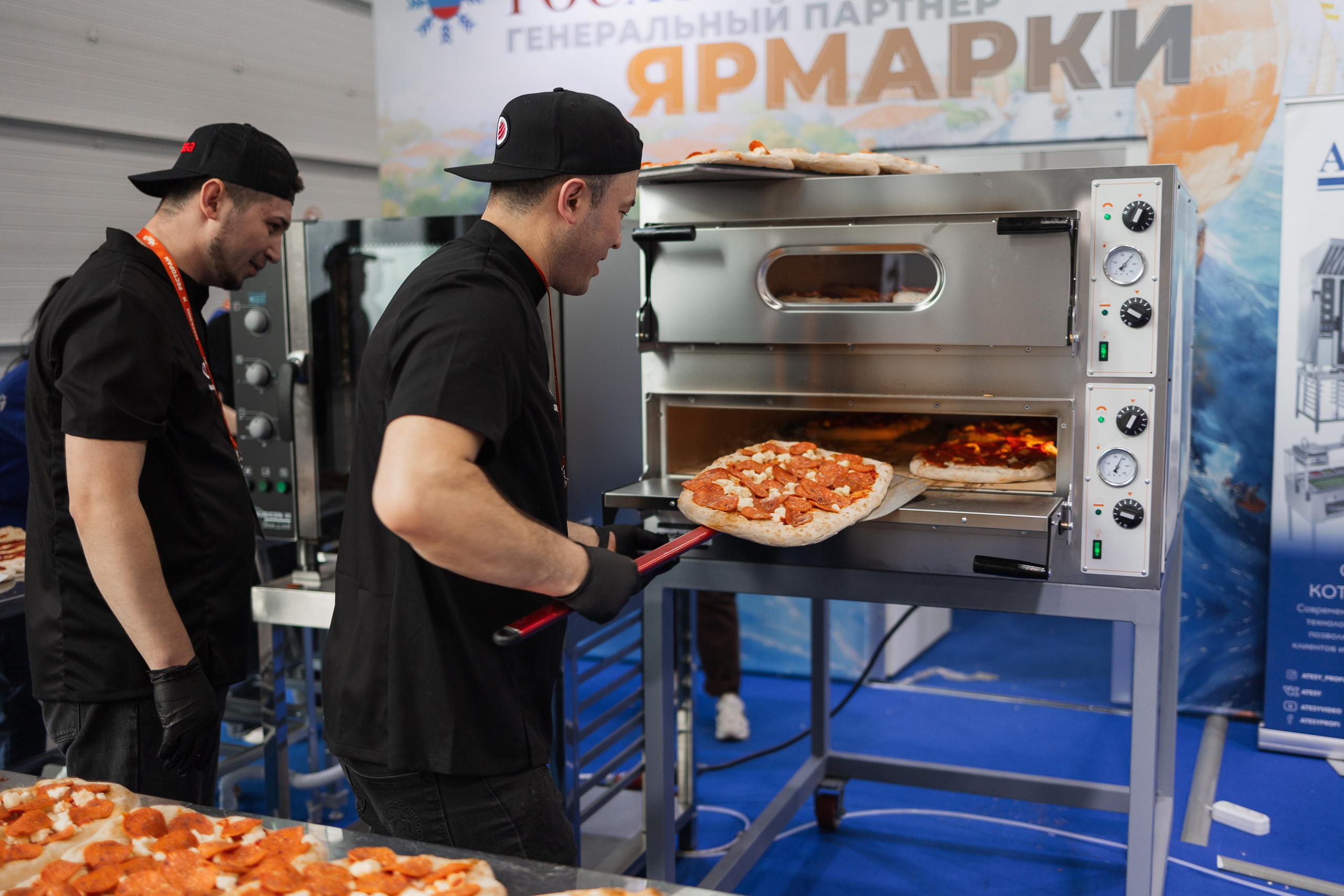 МиР — Казань Экспо. Портретный и репортажный фотограф в Казани Максим Сипачев