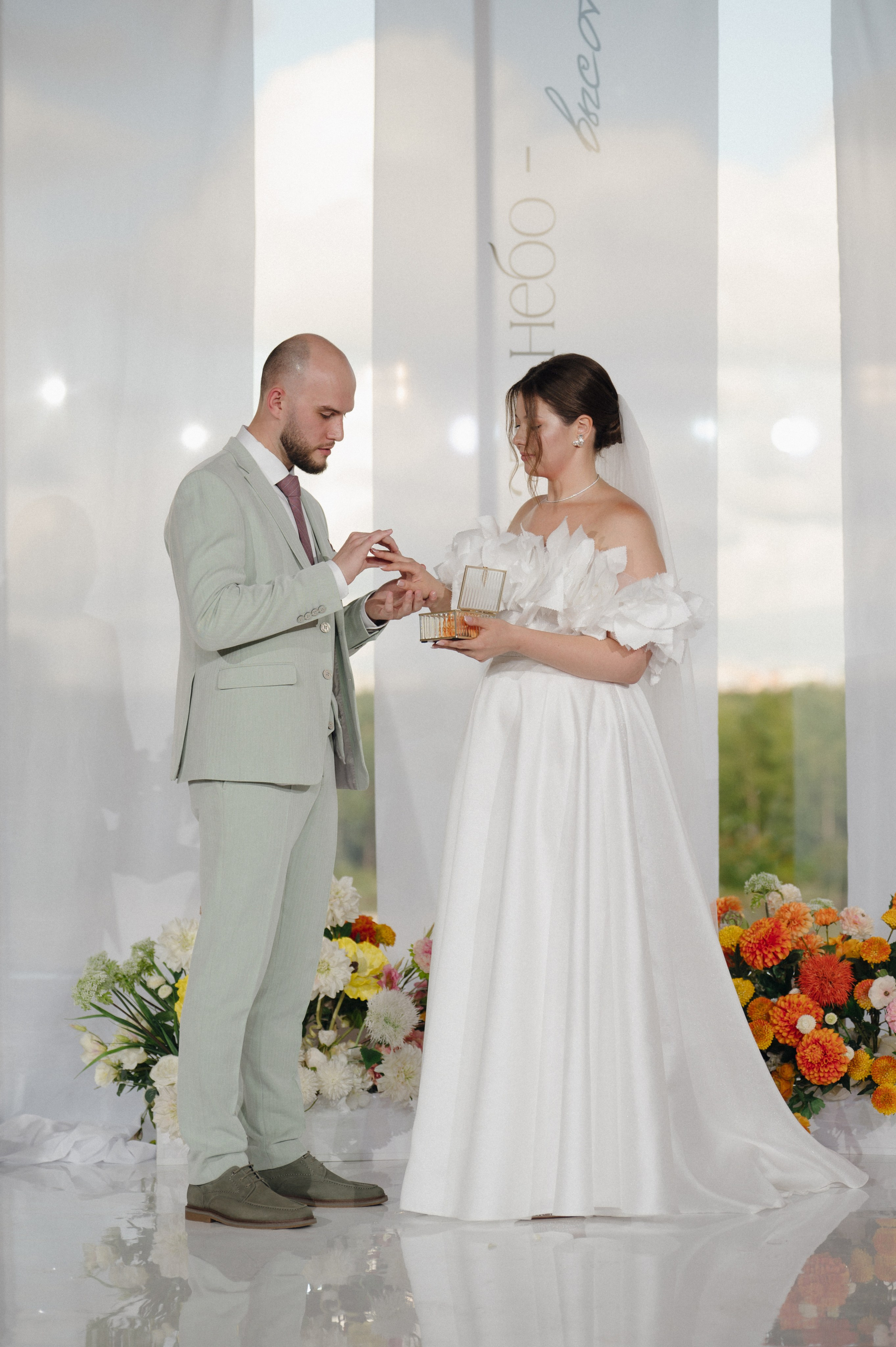 Елизавета и Роман. Репортажный и свадебный фотограф в Сургуте