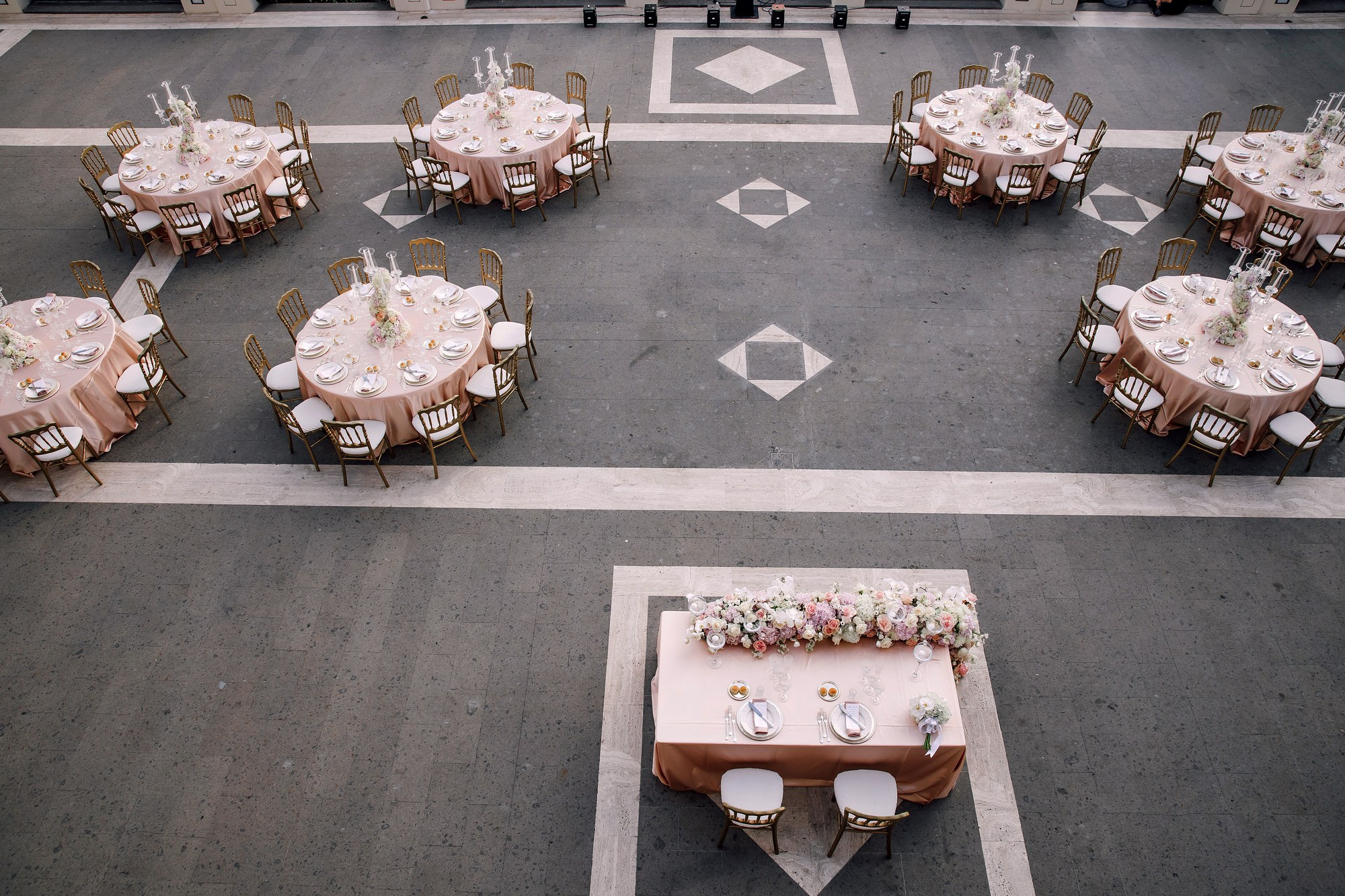 Decor and details. Любовь Чуляева — свадебный фотограф в Москве и Европе