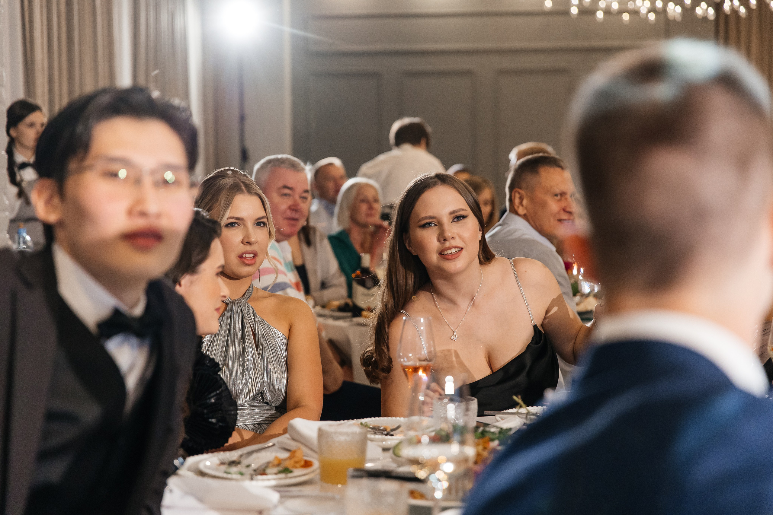 2023-06-23 Выпускной МБОУ СОШ № 10. Фотограф в Красноярске