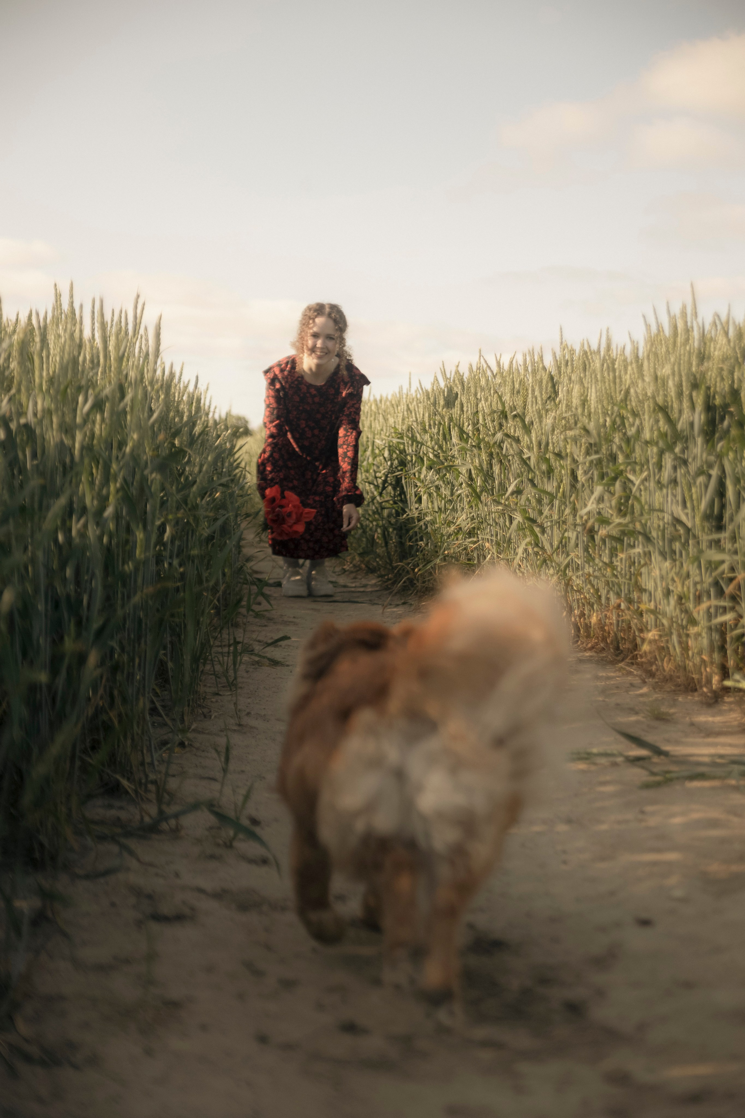 В Маках. Портретный фотограф в Калининграде Алеся Раух