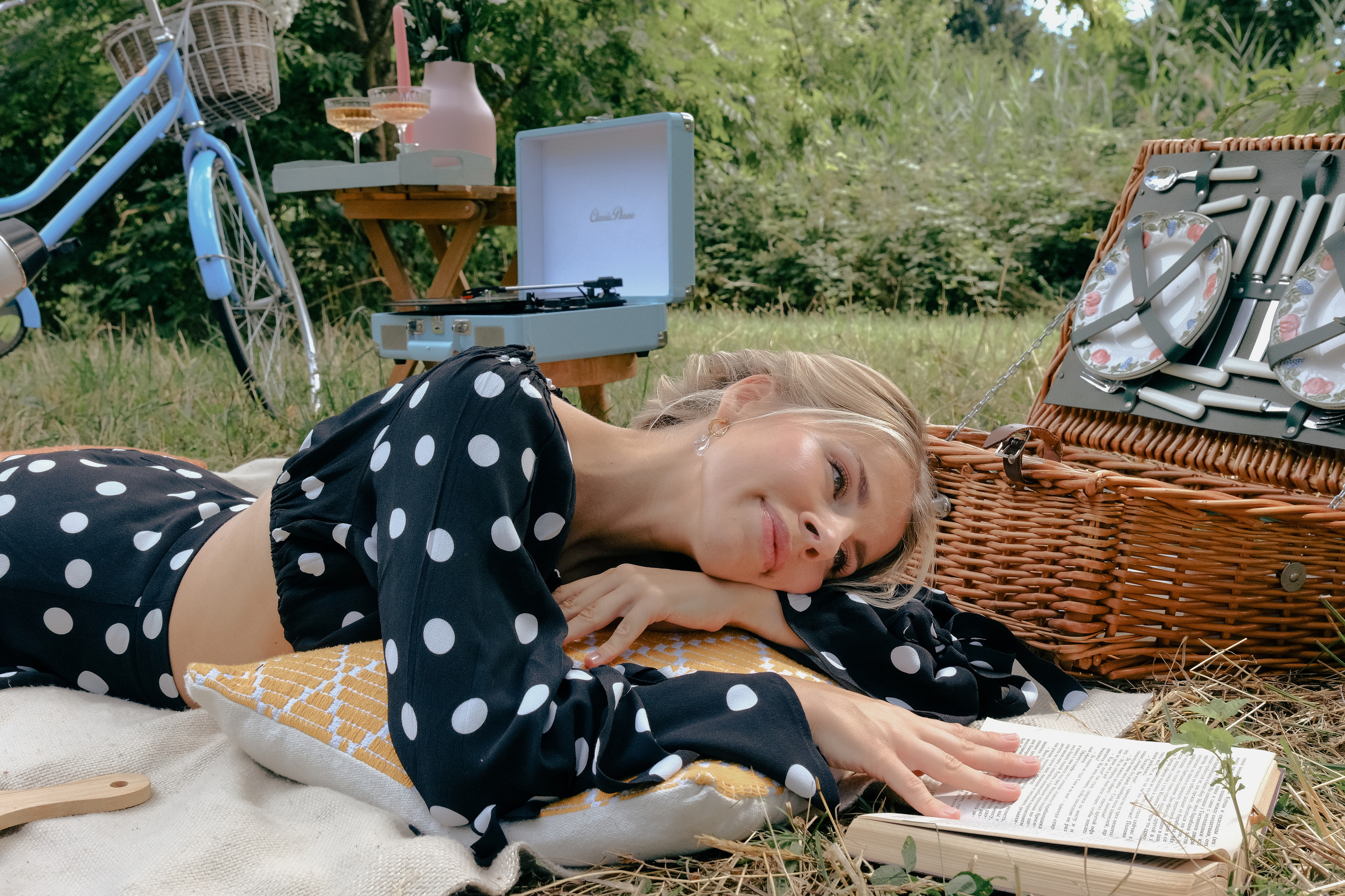 Irina. Elena Harlaut Photographer