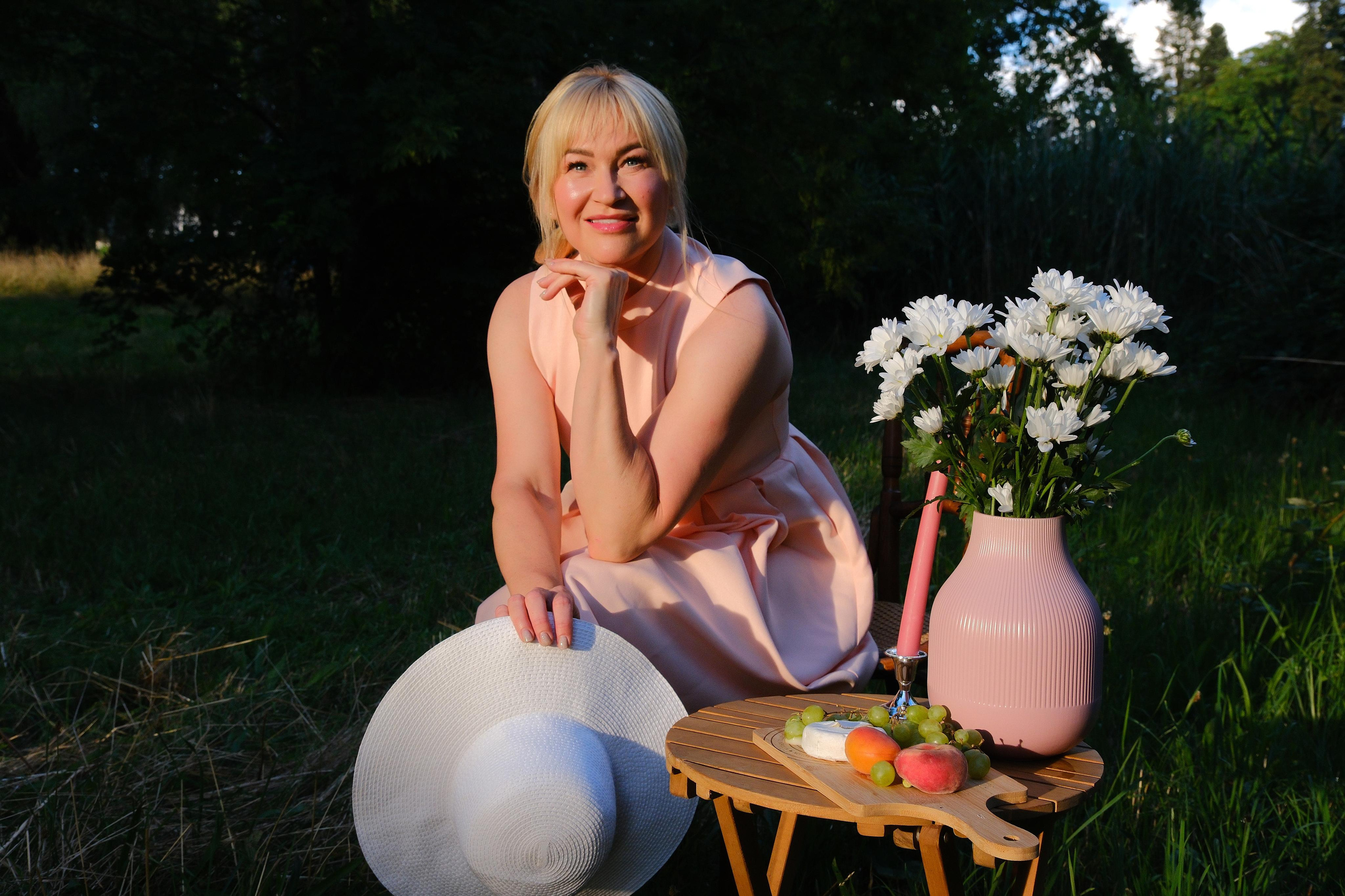 Random. Elena Harlaut Photographer