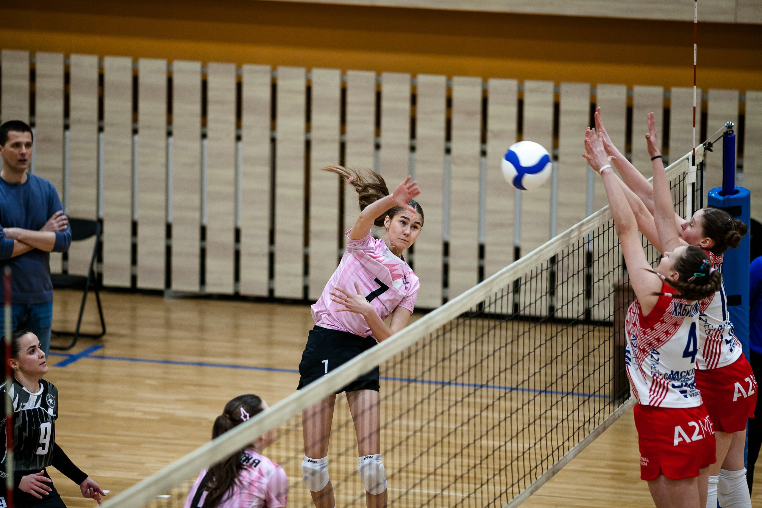 СШ11 — Искра / 1 игра. Фотография