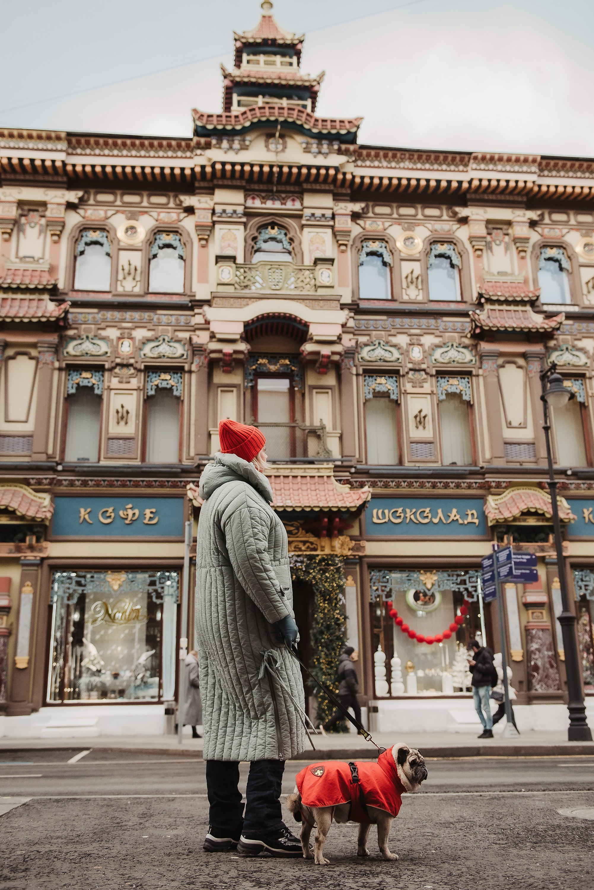Ольга и Потапум. Прогулка к чайному дому. Семейный Фотограф в Москве Ирина Хохлова