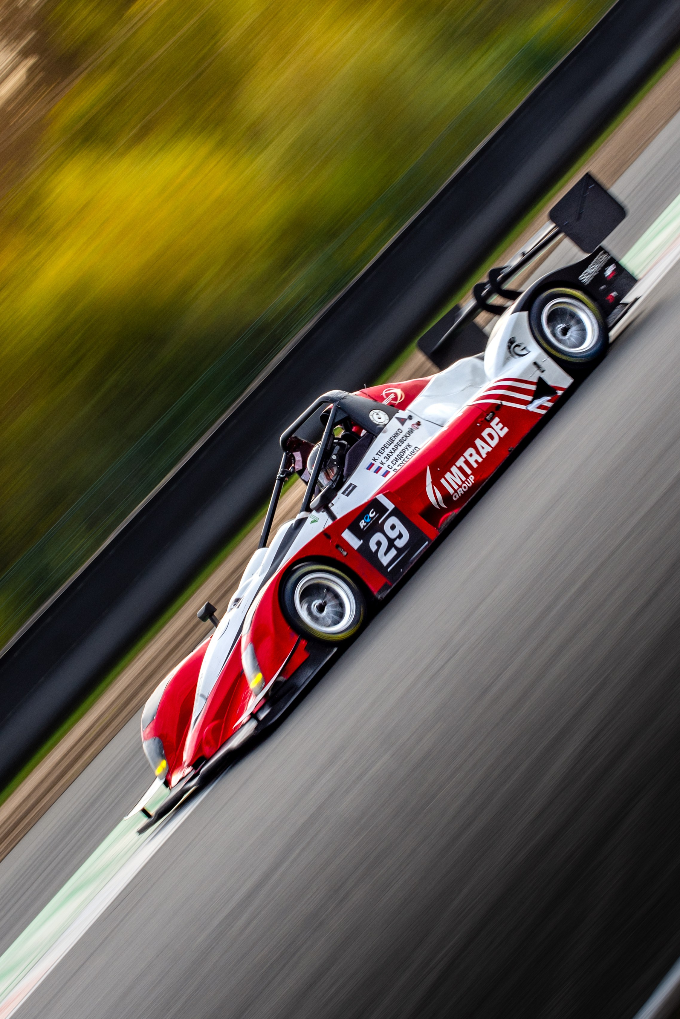 MRW — REC — 04.10.2025. AlexFecto — галереи фотографий