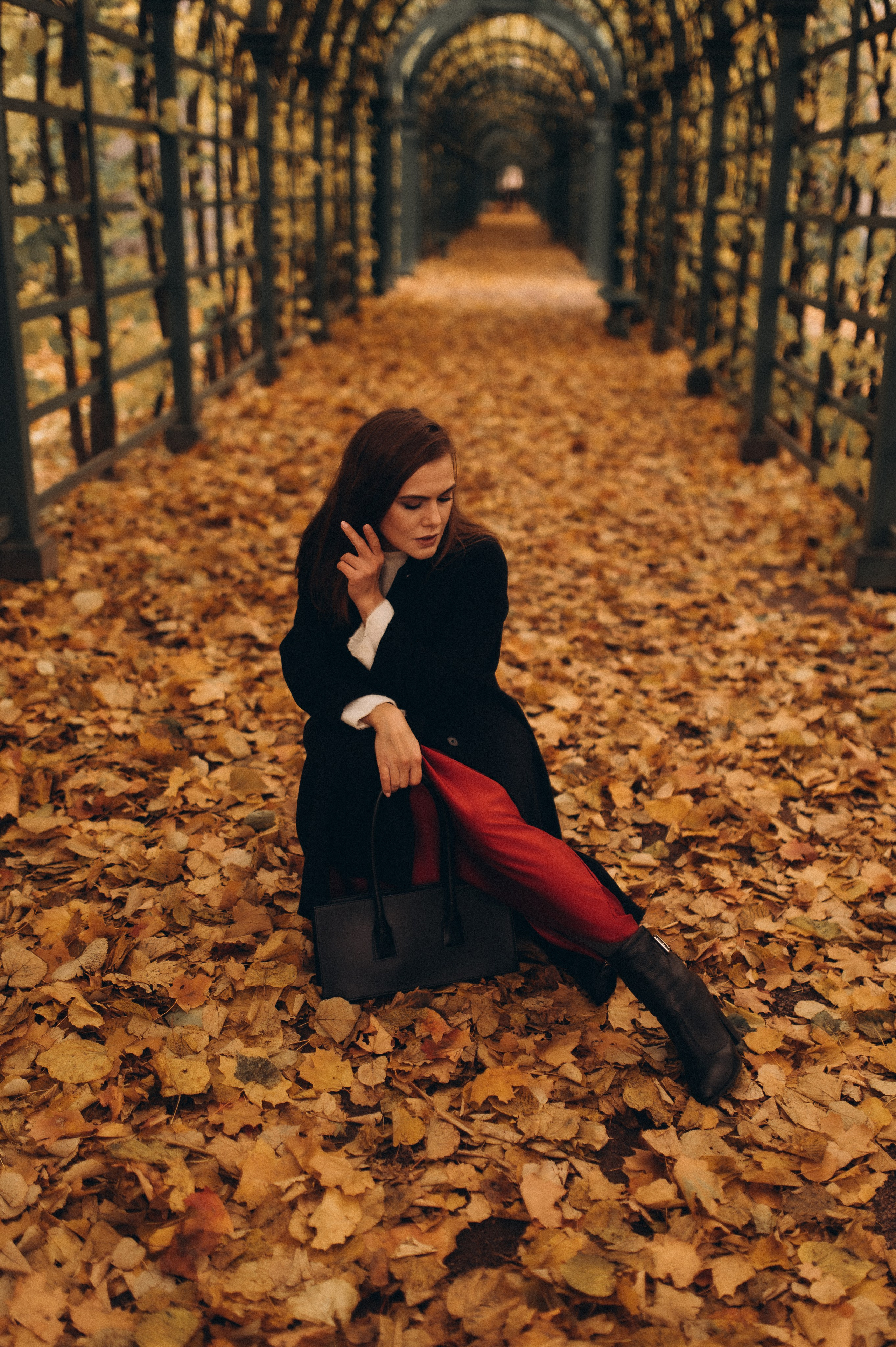 Осенняя индивидуальная фотопрогулка летний сад. Фотограф ПИТЕР СПБ Надежда Баранова