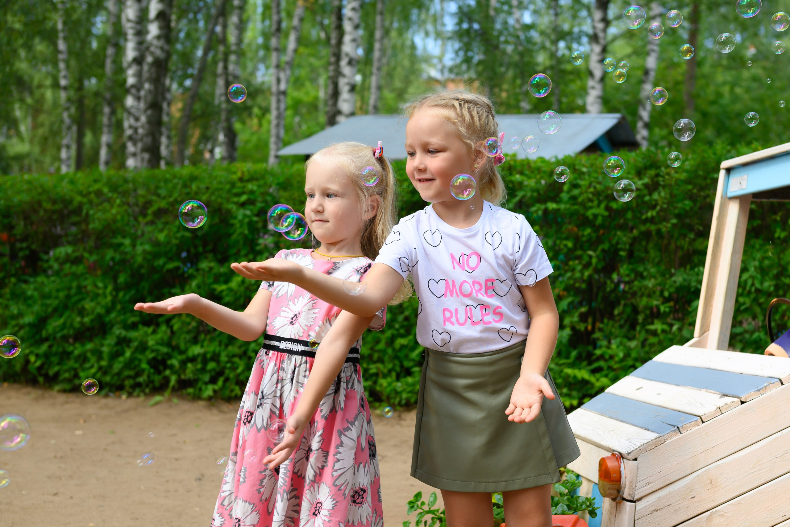 Детский сад. Фото. Современные выпускные альбомы. Воткинск