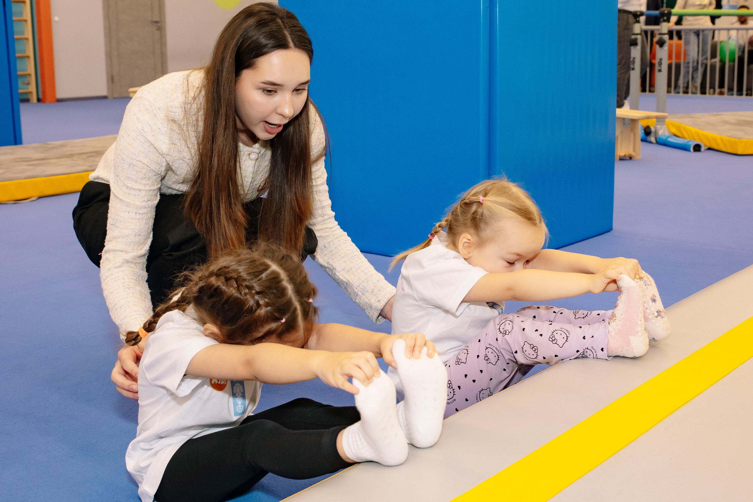 Соревнования по гимнастике в Gymkids Чертаново. Профессиональный фотограф в Москве | Заказать фотосессию и съемку