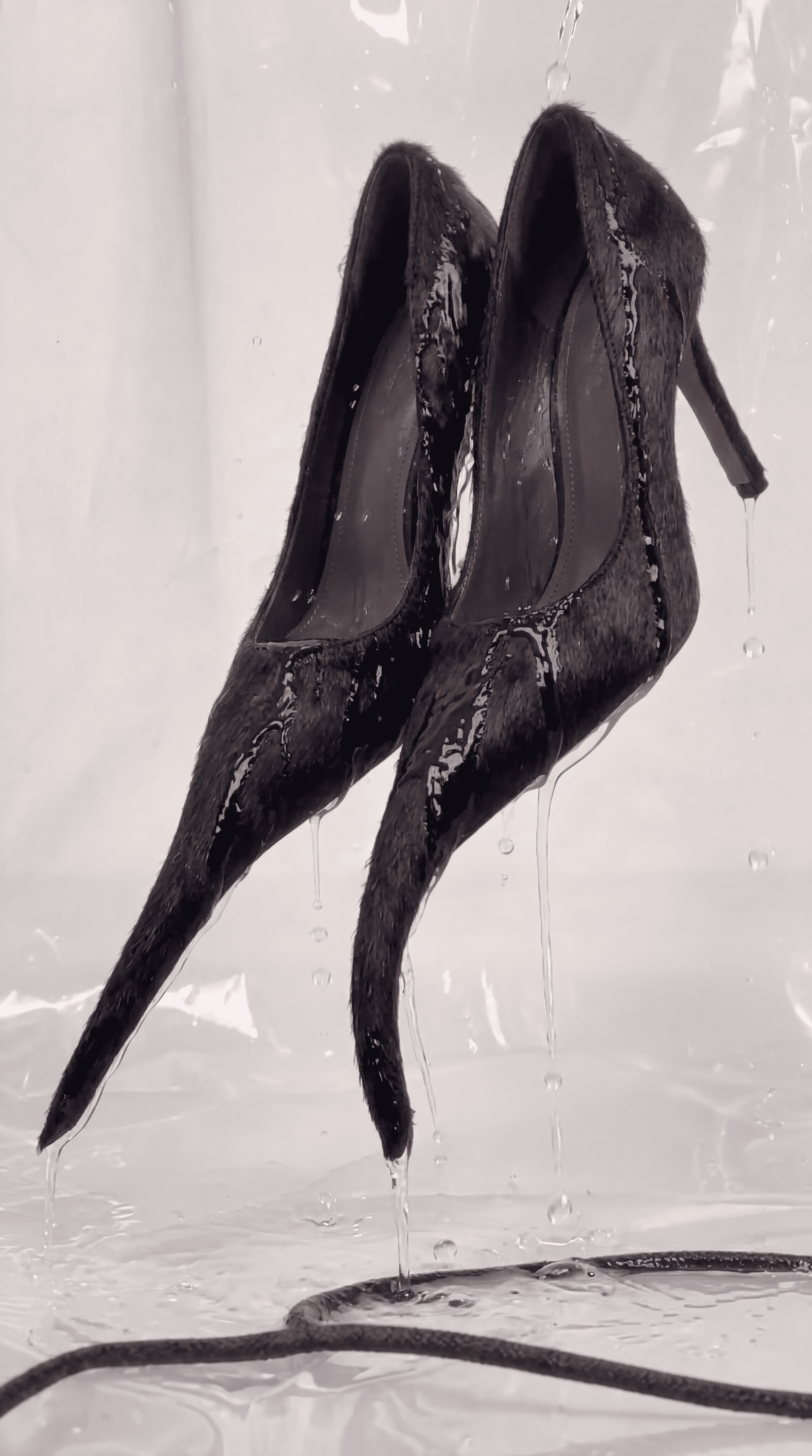 TAUT. VLAD MARTYNENKO — stylist & art director