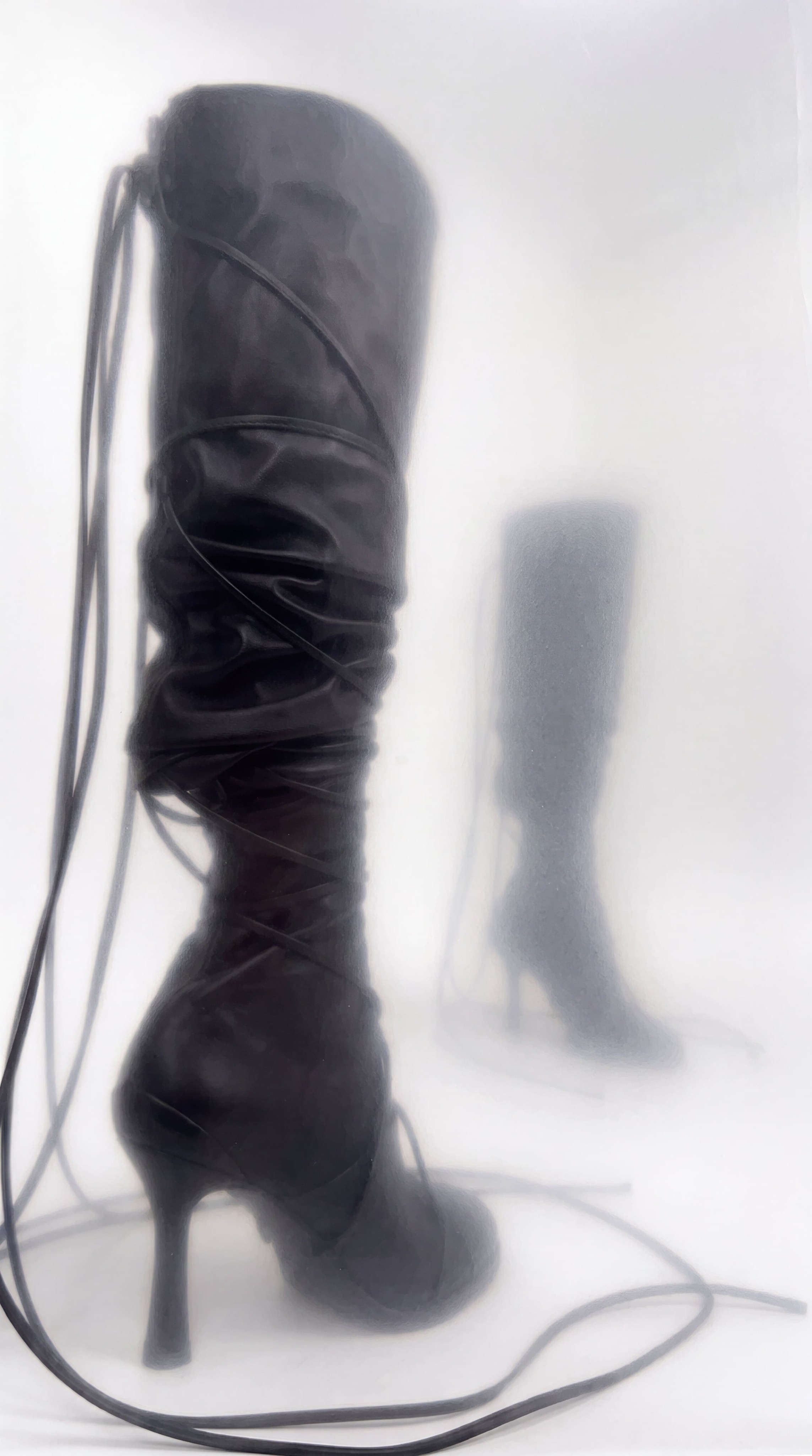 TAUT. VLAD MARTYNENKO — stylist & art director