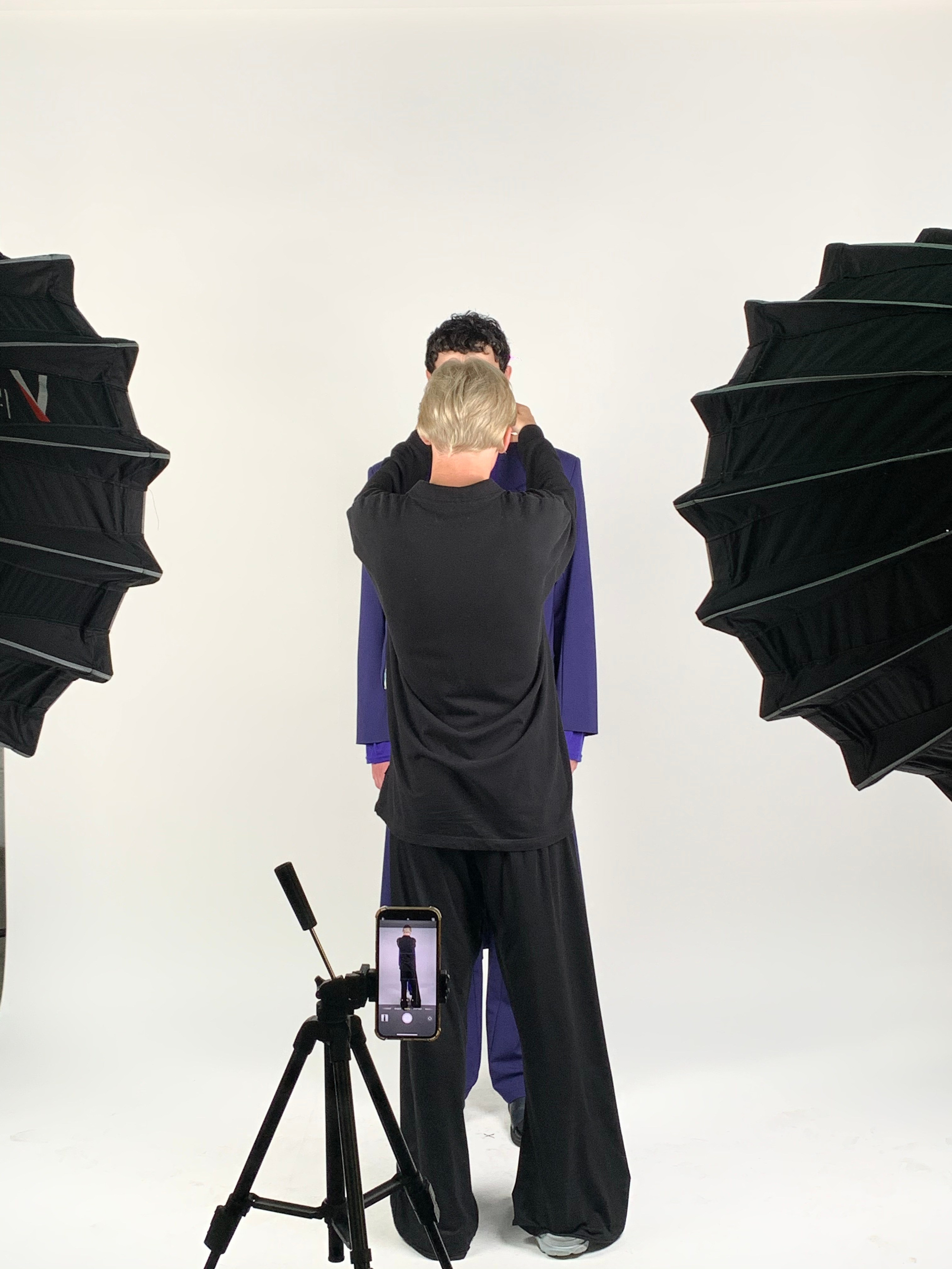 USHATAVA DACHI FW22. VLAD MARTYNENKO — stylist & art director