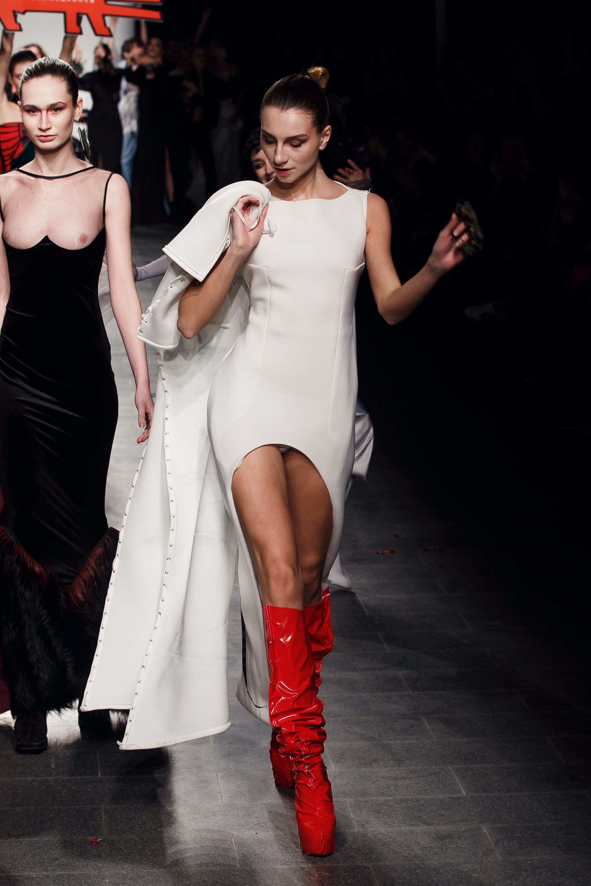 FOREST DEMONS runway. VLAD MARTYNENKO — stylist & art director