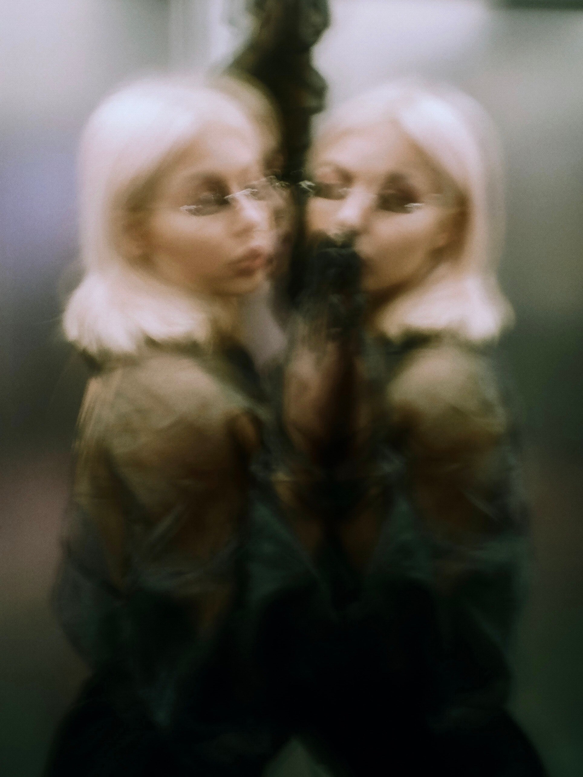 SELECTIVE GIRL. VLAD MARTYNENKO — stylist & art director