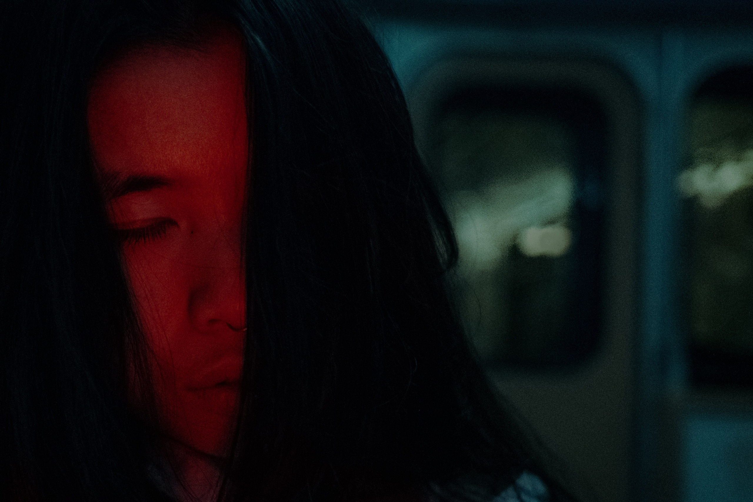 VERONIKA. MAX TIHANKOV