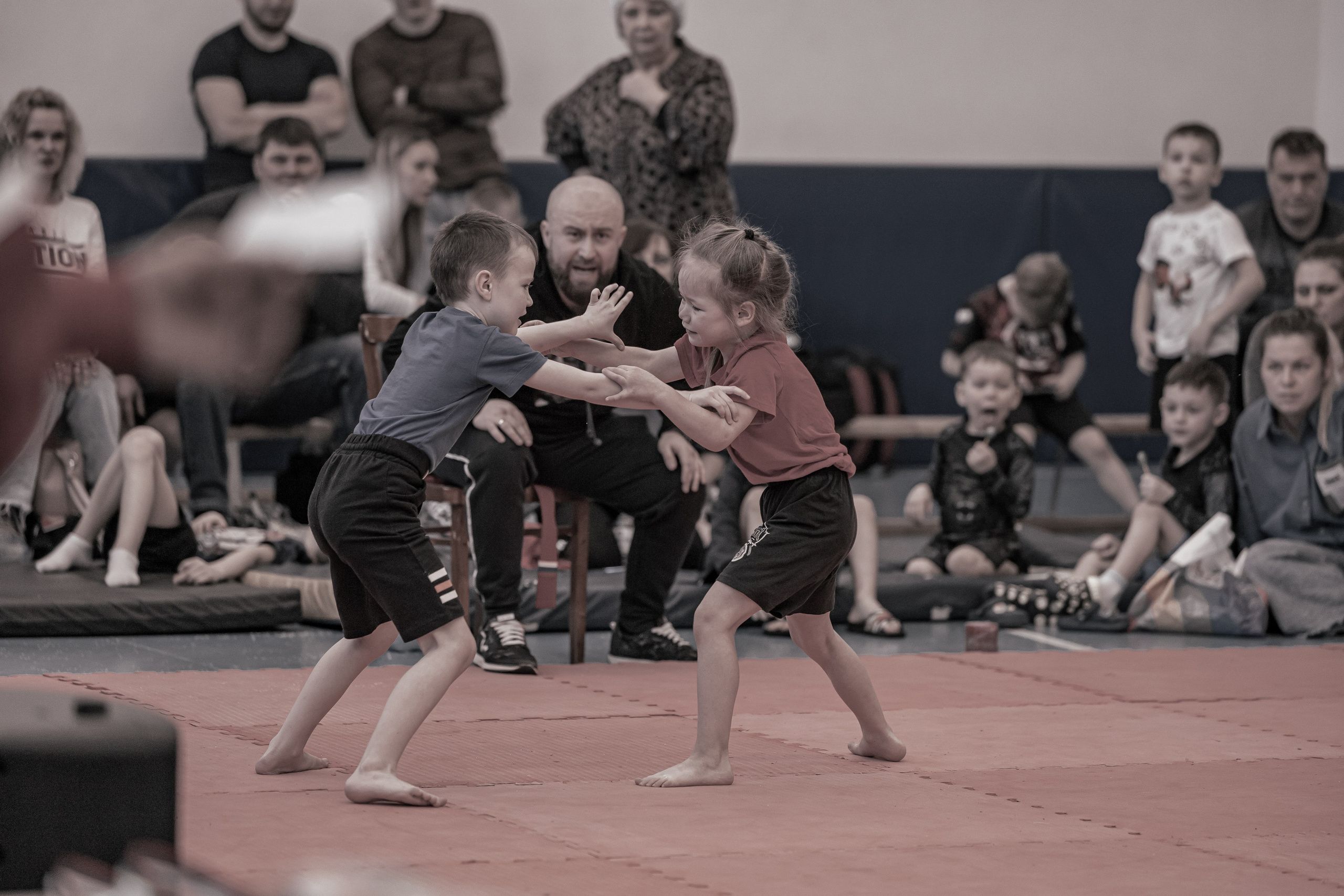 Владимир Петухов - Фотограф из Кинешмы.  Фотосессия в студии. Фотосессия мероприятий. Свадебный фотограф. Детский фотограф Кинешма