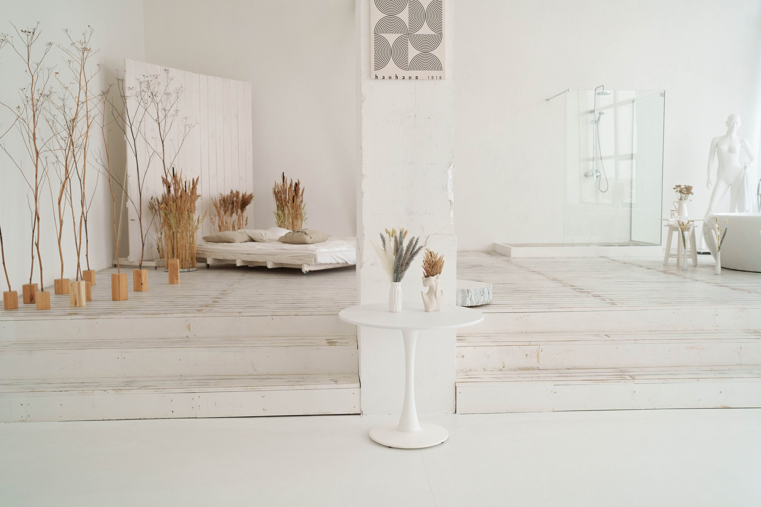 Студия Мун зал Белый, 1700 руб. в час. Классный фотограф Красноярска Васильева Ирина