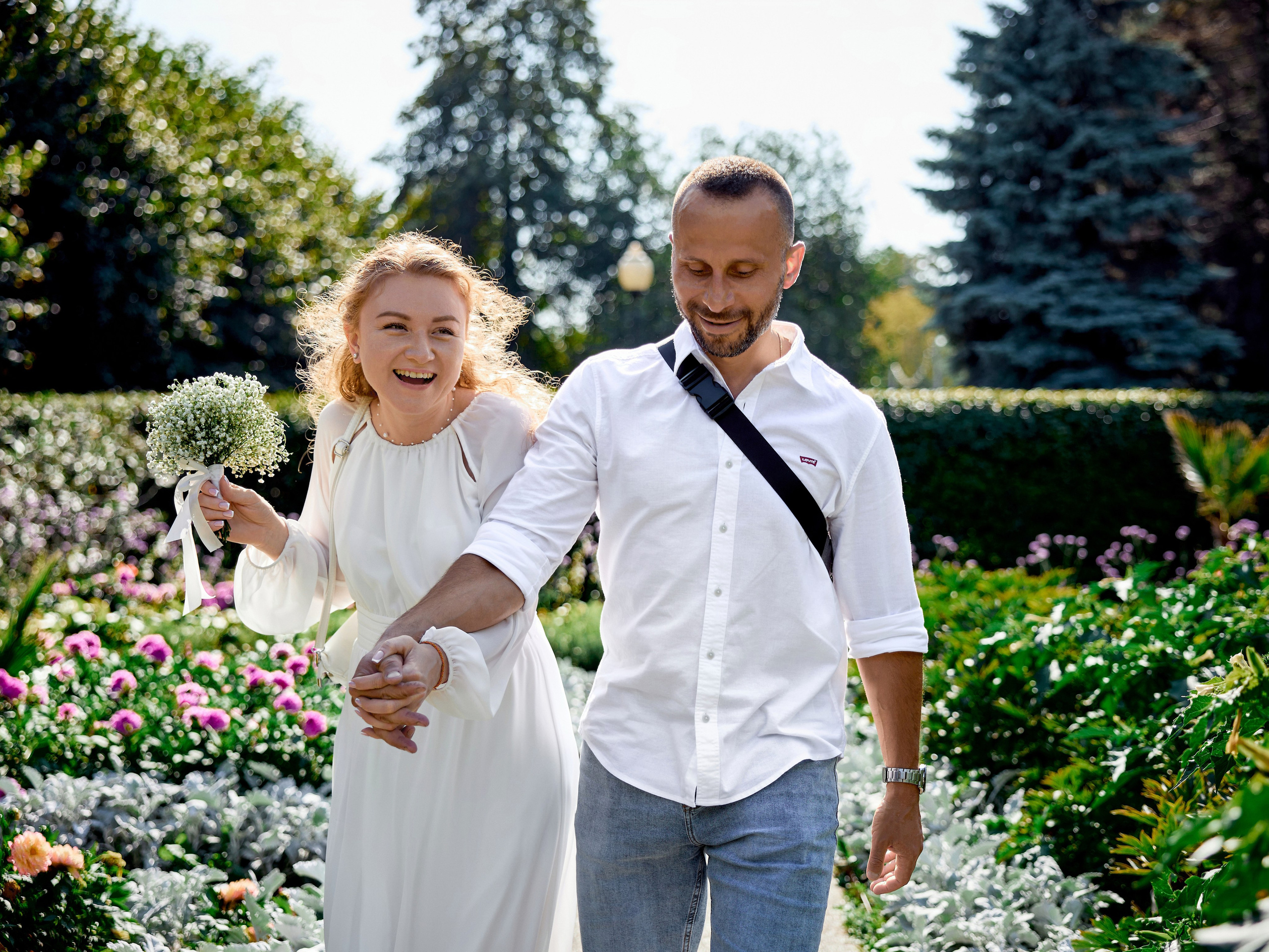 Свадебная прогулка в парке Горького в Москве