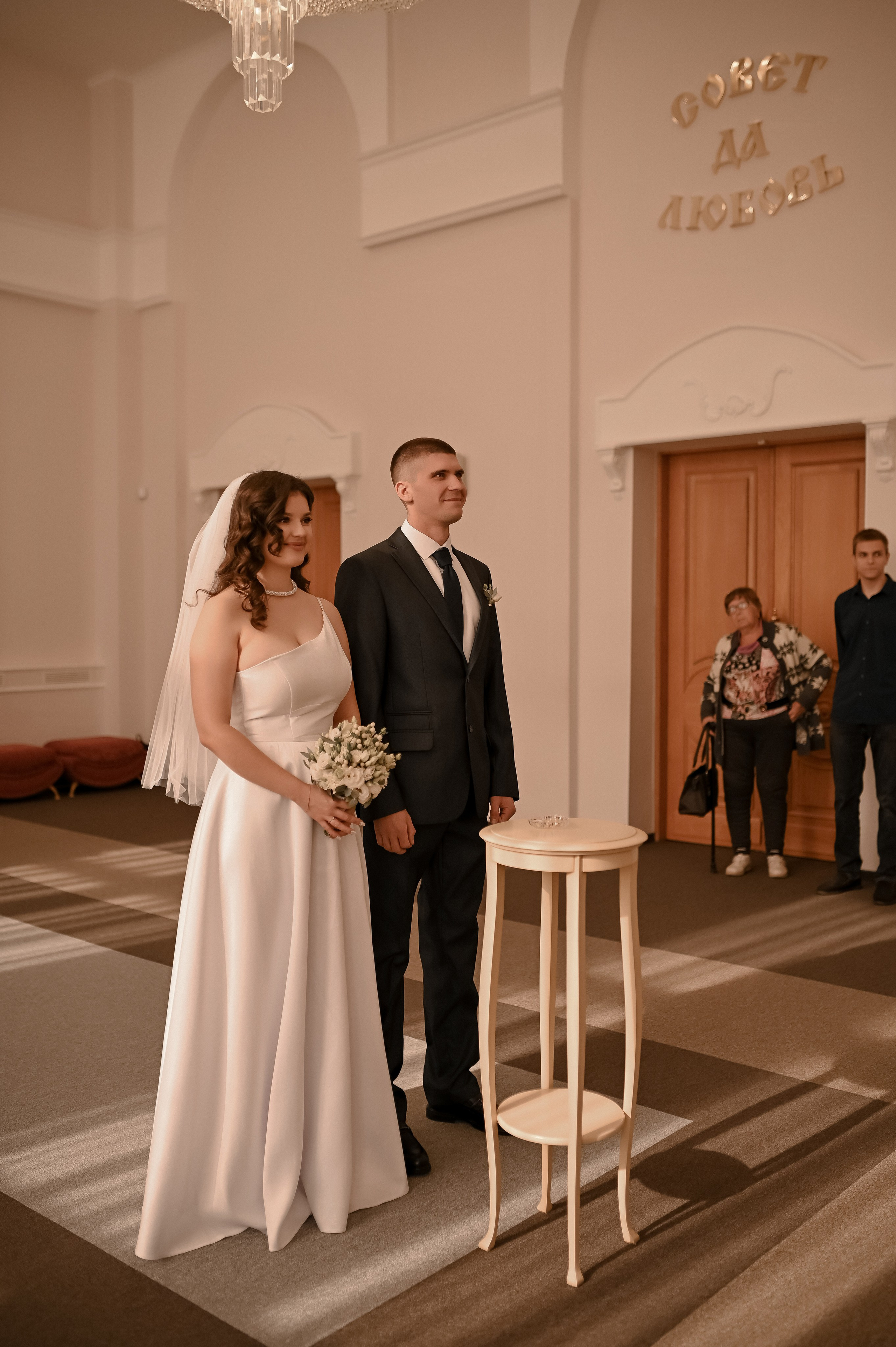 «Когда я иду за своим сердцем, оно приводит меня к тебе». Твой личный проводник к красивым фотографиям в Старом Осколе