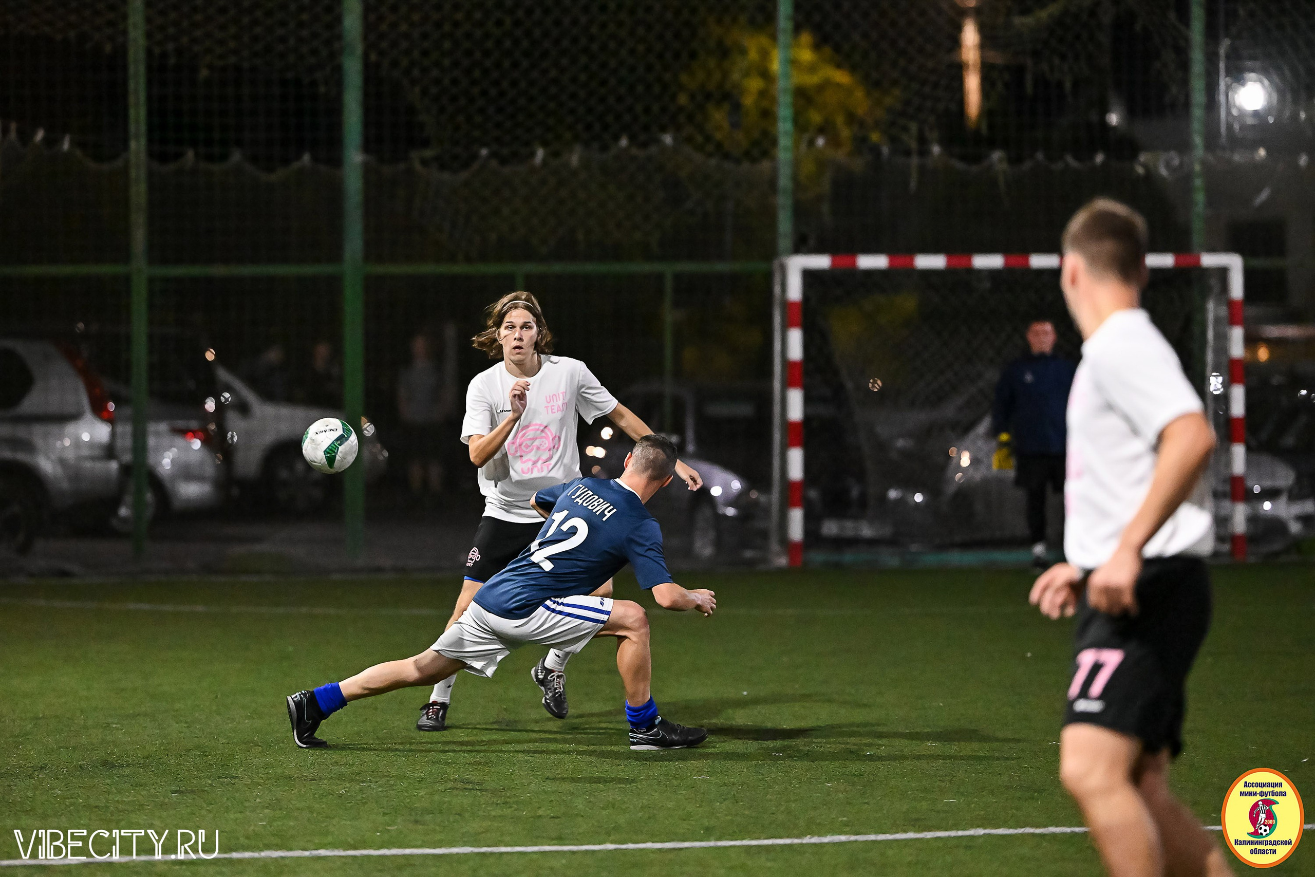ФИНАЛЬНЫЕ ИГРЫ КУБКА МИНИ-ФУТБОЛЬНОЙ ЛИГИ И КУБКА КОРПОРАТИВНОЙ МФЛ 2025. VIBECITY.RU Вайб Сити Ру Фоторепортажи Фотоотчеты Калининград