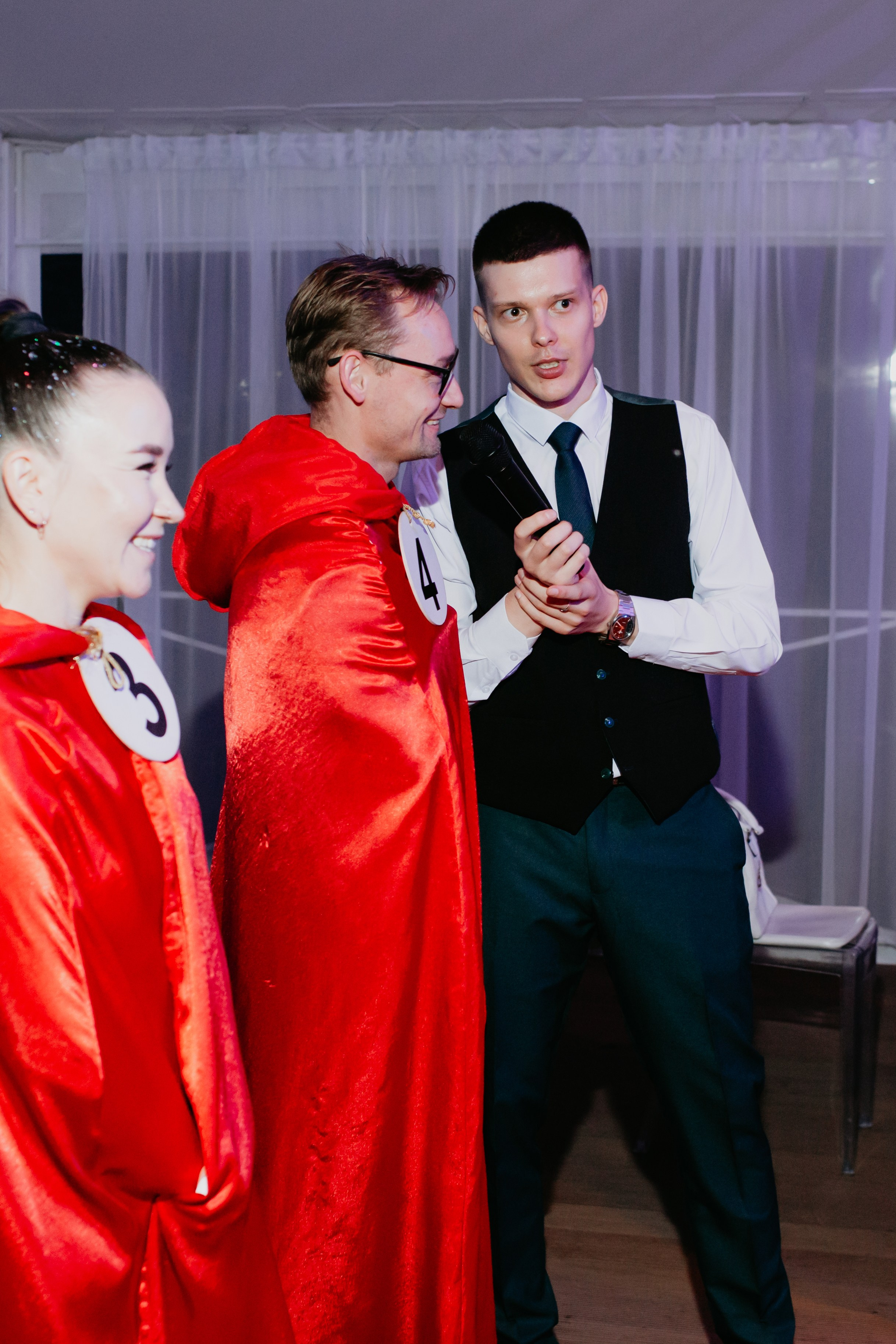 Выпускной 2025 (41 школа) 11 класс. Фотограф в Челябинске Ополихина Анна