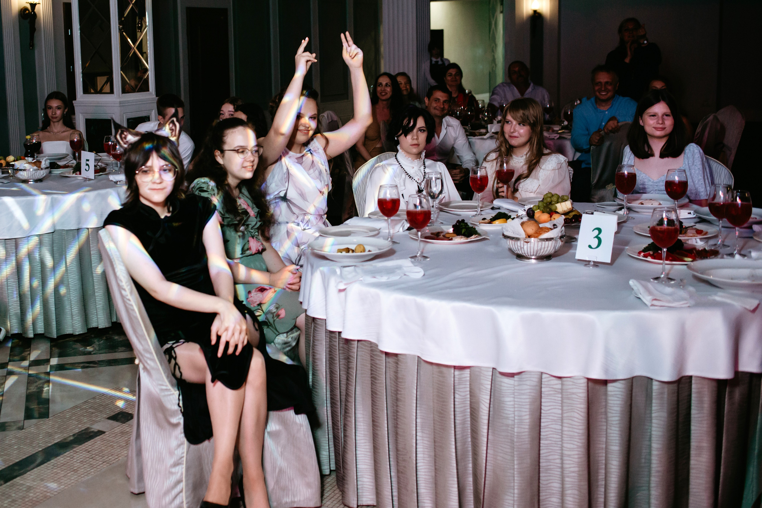 Выпускной 2025 (9класс) 124 школа. Фотограф в Челябинске Ополихина Анна