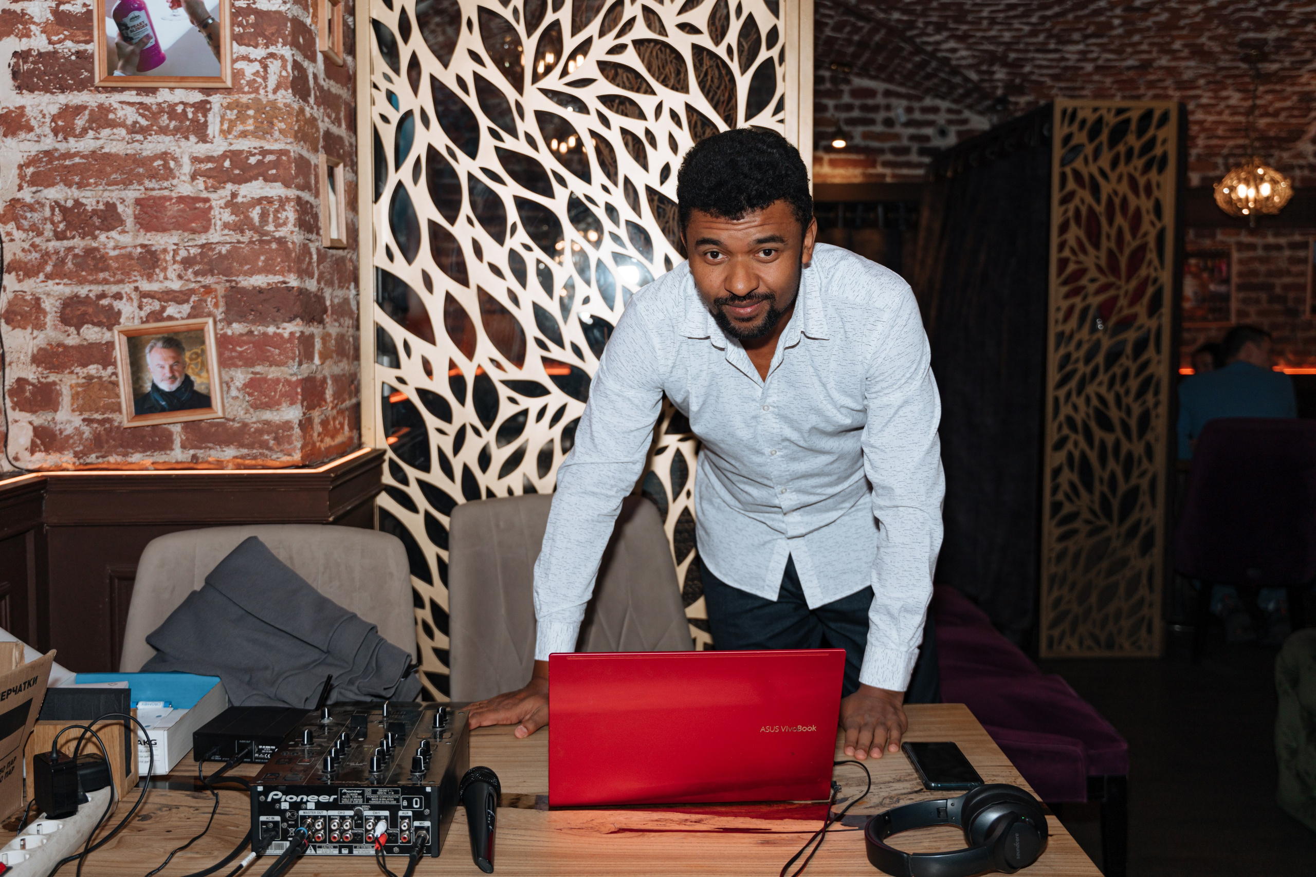 Вечеринка Андрэ, бачата, Джинотека. Портретный фотограф в Санкт-Петербурге Дмитриева Наталия