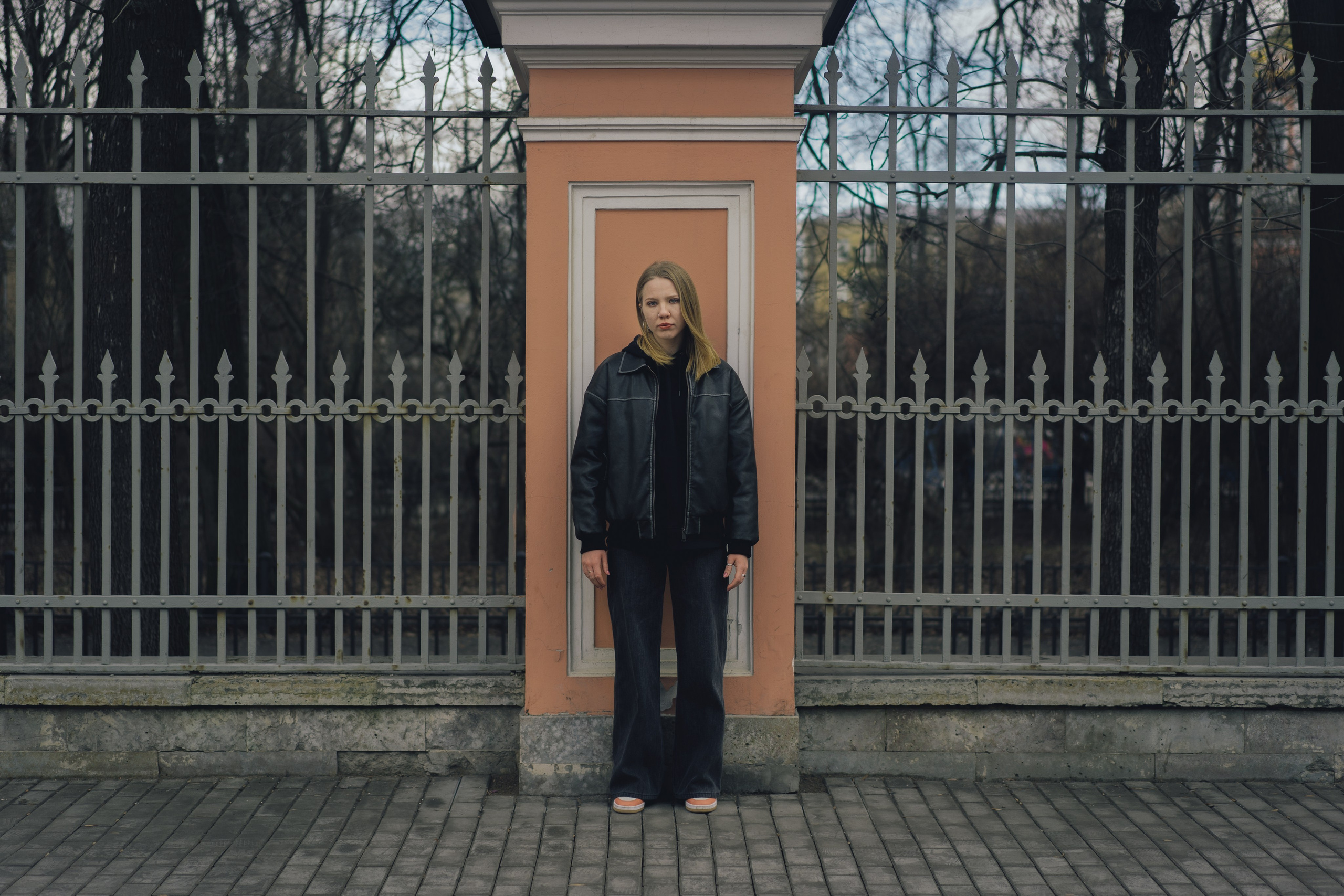 Прогулочная фотосессия по Обводному каналу. Виктория Спорова. Ваш портретный фотограф в Санкт-Петербурге