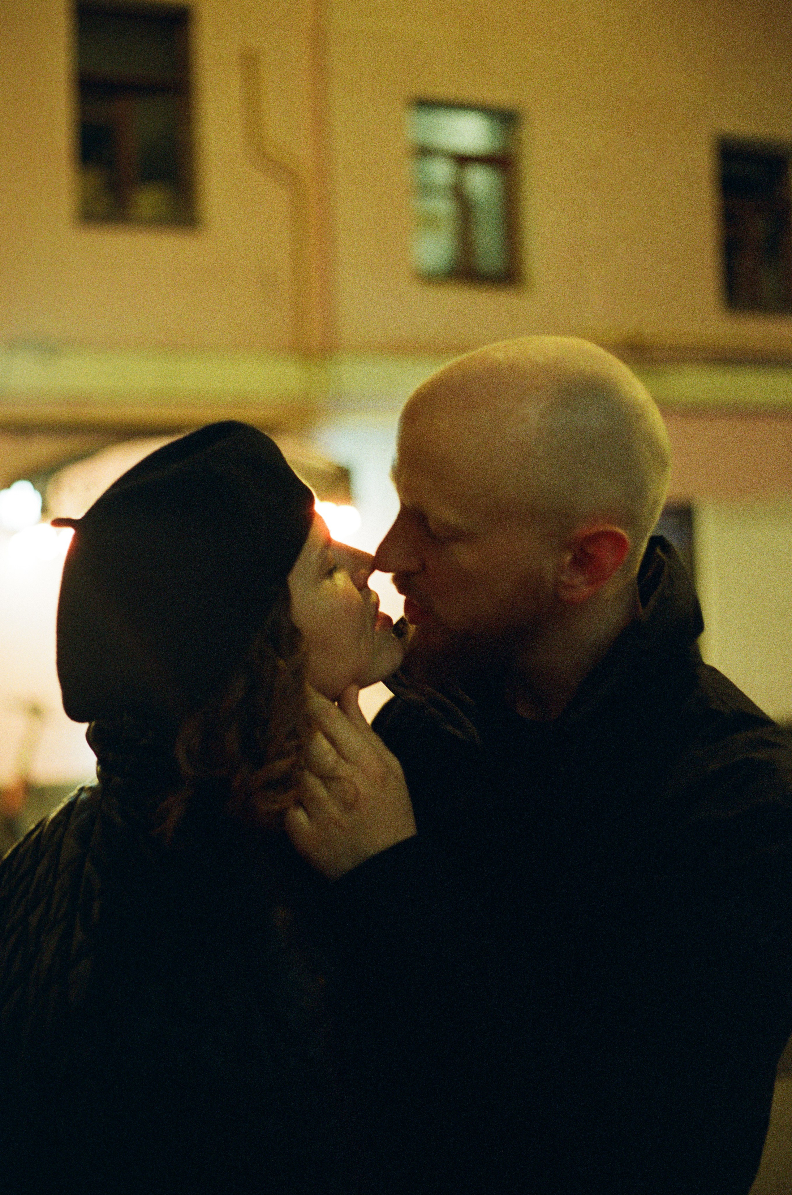 Дима и Саша. Тёплый ноябрь. Настя Оленченко, портретный/семейный фотограф на цифру и плёнку Москва