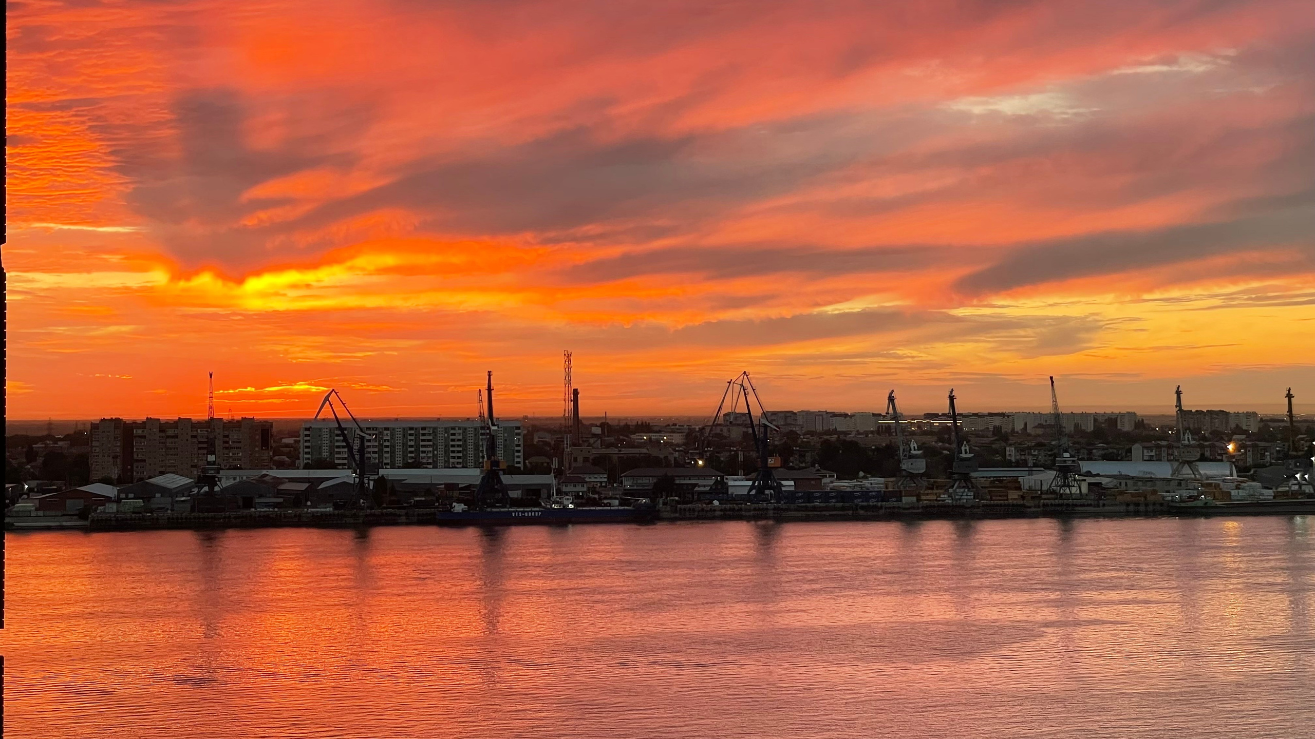 Заметки горожанина. Творческий фотограф/видеограф в Астрахани Абушаев Ренат