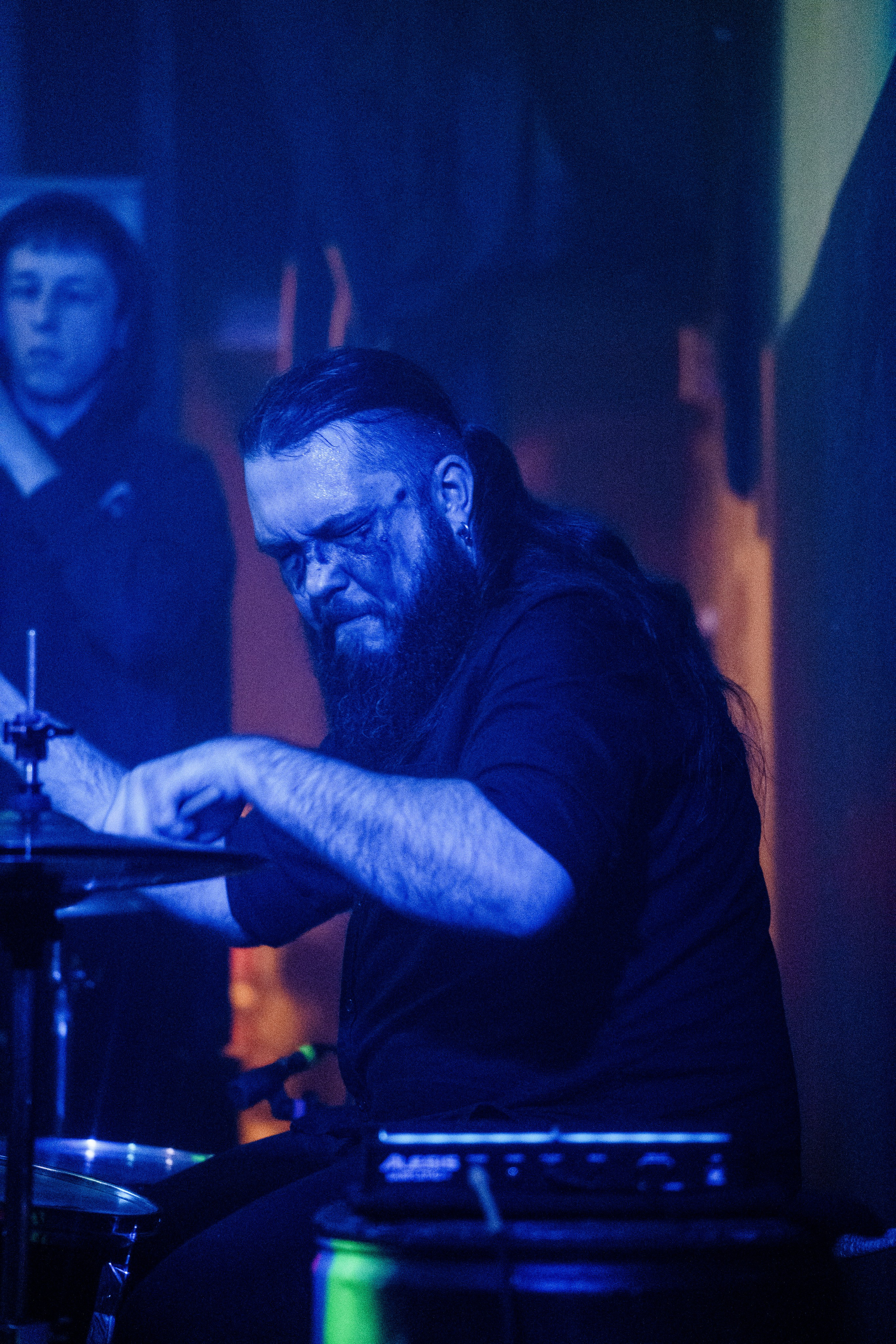 Inside the Rain|Ласточка. Концертный и репортажный фотограф в Санкт-Петербурге Слава Пахомов