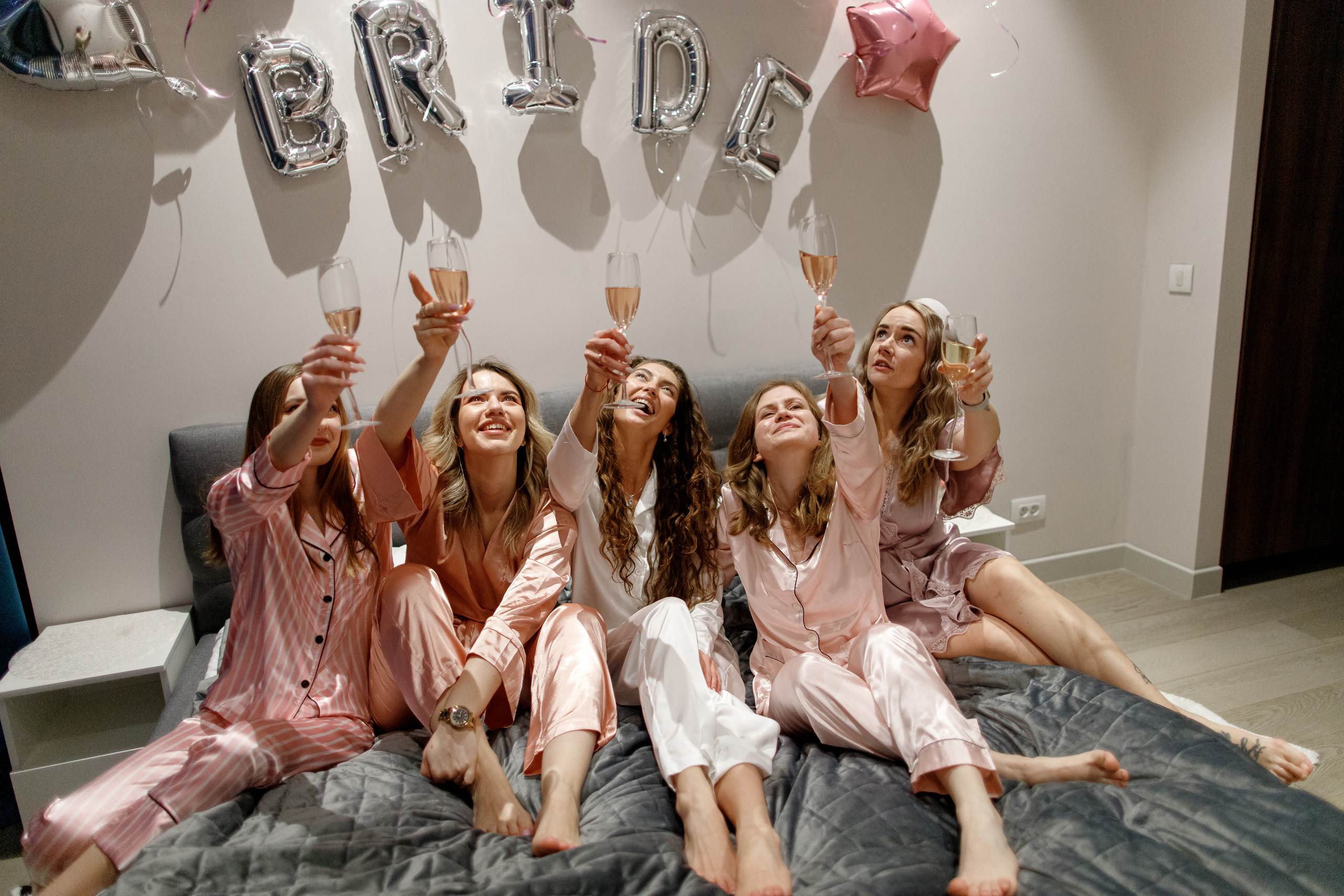 Девичник в аппартаментах. Фотограф Карпачан Анастасия