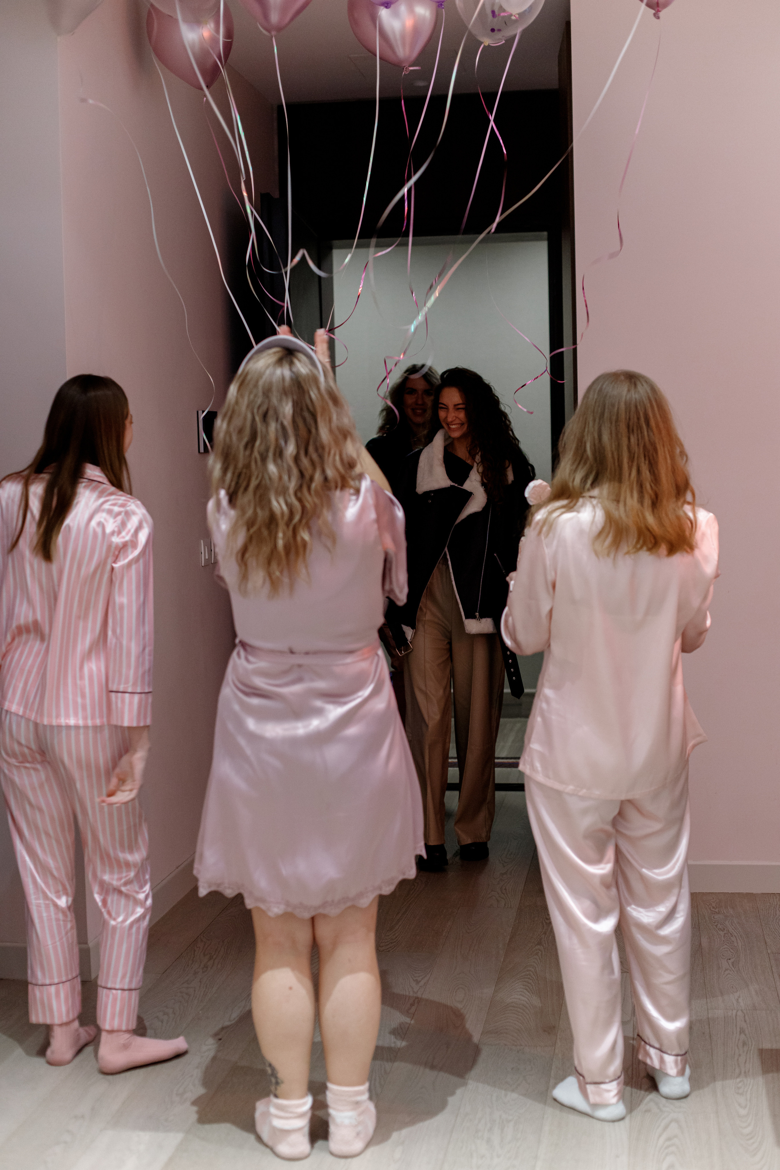 Девичник в аппартаментах. Фотограф Карпачан Анастасия