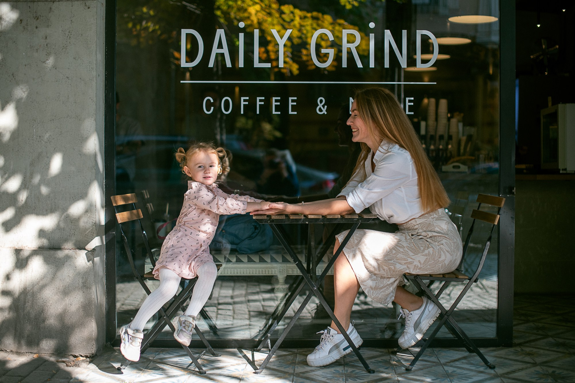 Family Paths in Tbilisi. Documentary family photography in Barcelona and beyond