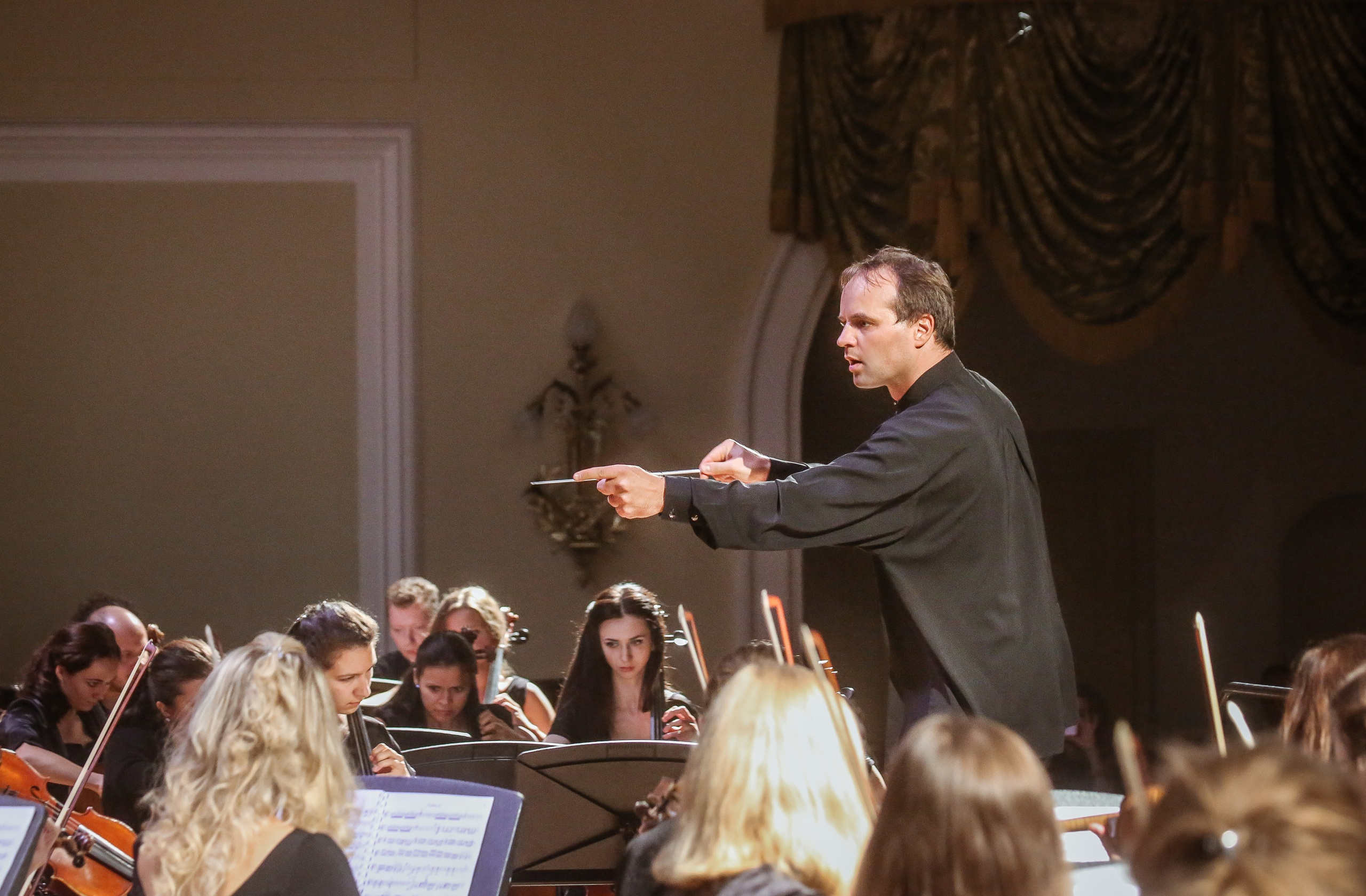 Путешествие из Вены в Москву — Музыкальная академия. Дарья Письменюк / Darya Leitstern — фотограф, музыкант, журналист, путешественник