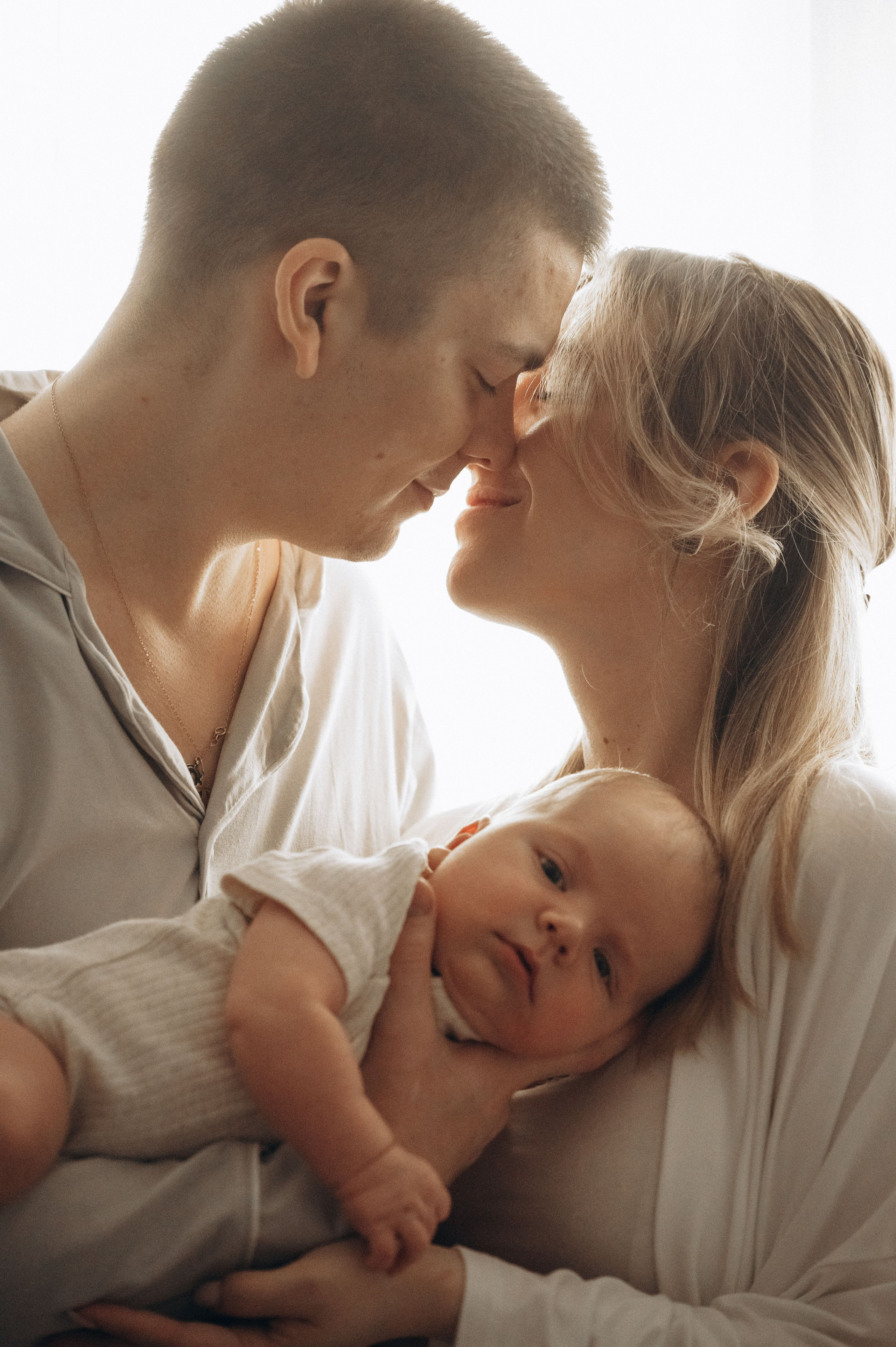 Иван, Ксения и Лев. Фотограф беременности и семьи, домашние съемки, Ньюборн