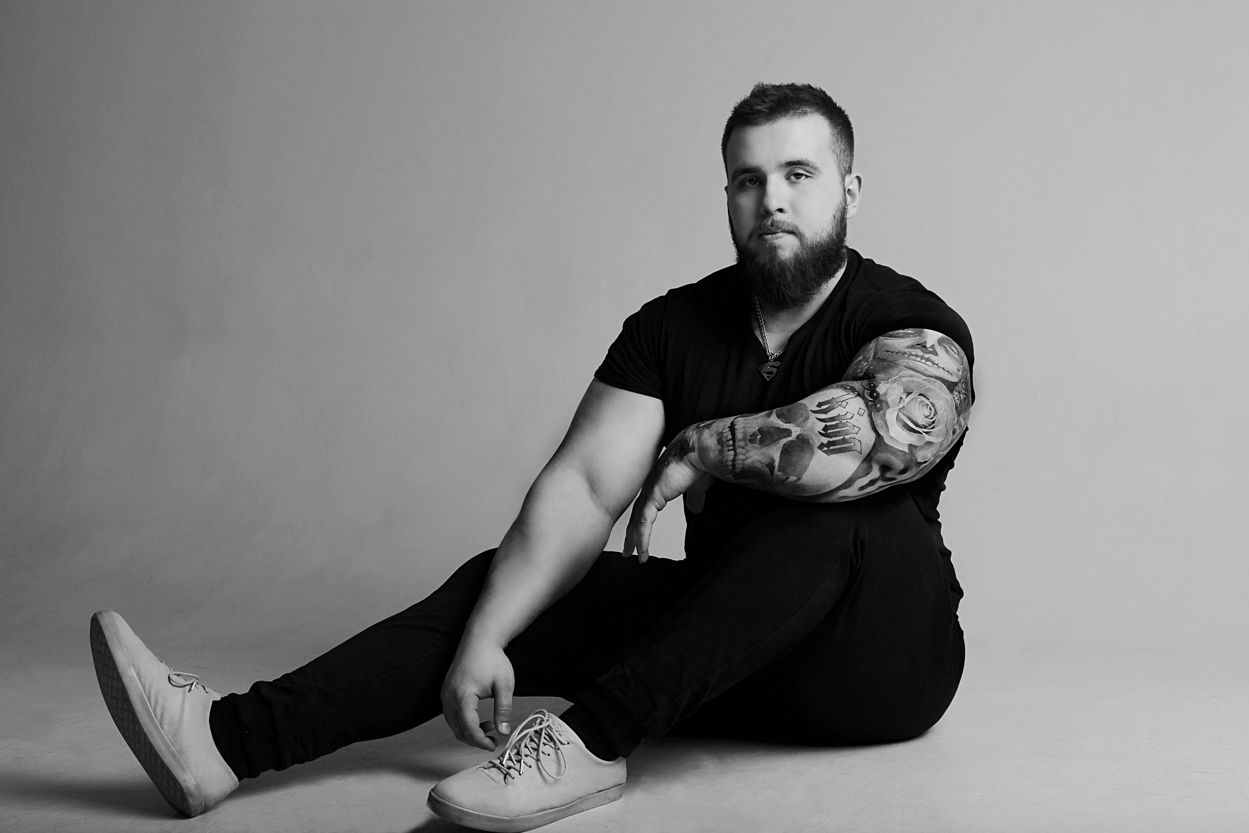 Мужская фотосессия в студии. Булат. Свадебный и репортажный фотограф в Уфе| Осетрова Ольга