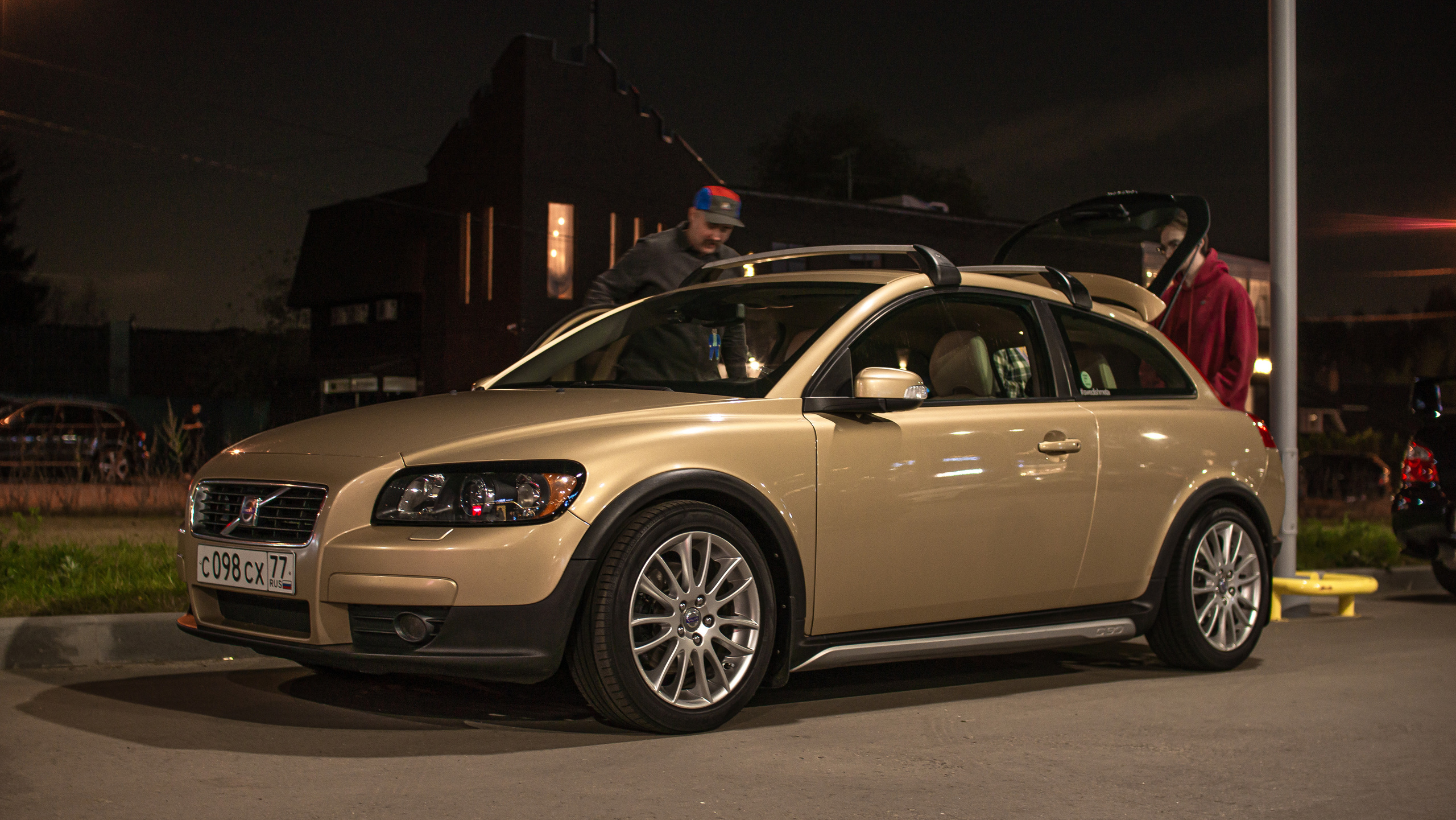 Вешки карс кофе, cars and coffe в Москве. Жуков Илья  свадебный фотограф в Москве