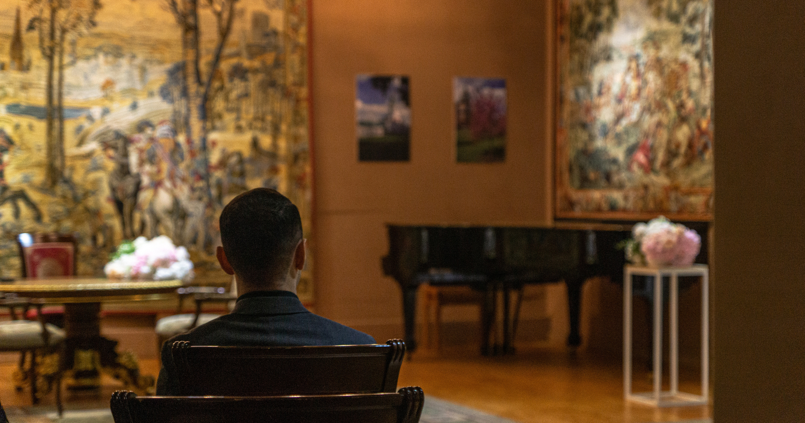 Свадьба молодых в парке Коломенское в Москве. Жуков Илья  свадебный фотограф в Москве