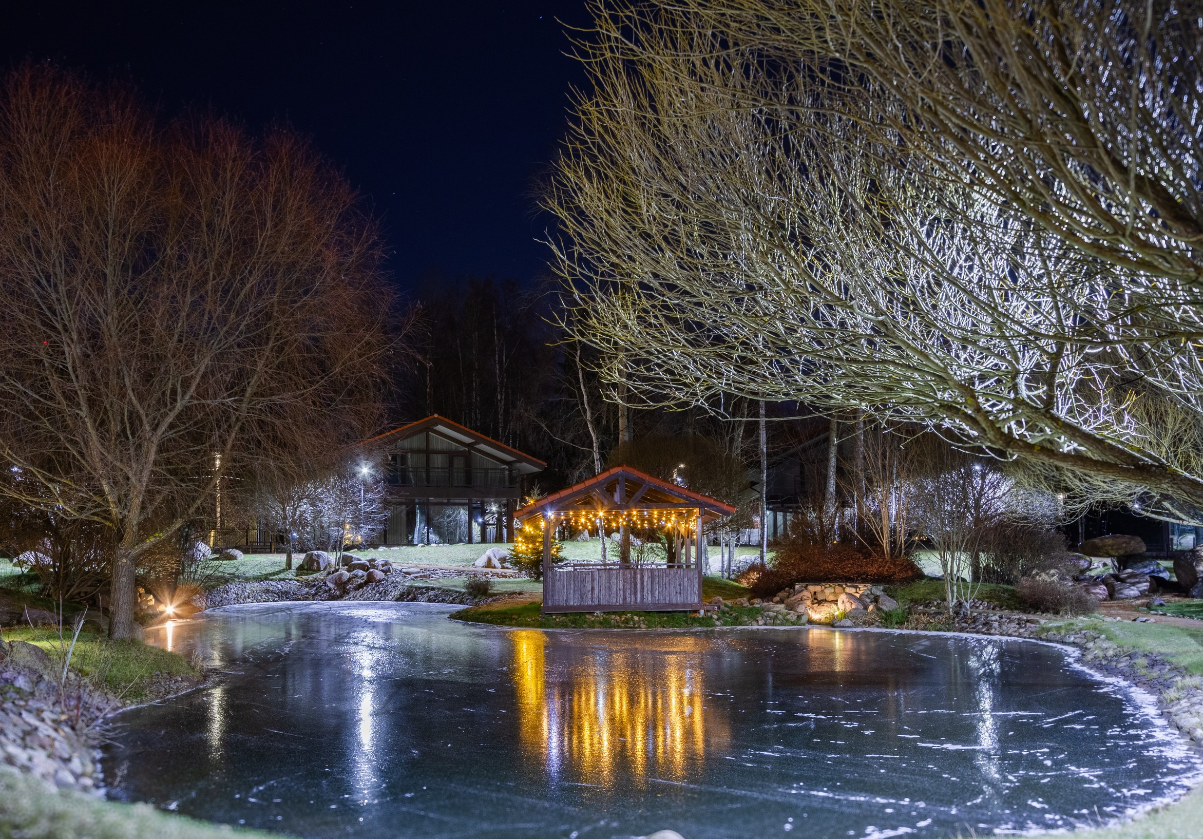 Съемка в вечернее время. Упаковка Недвижимости