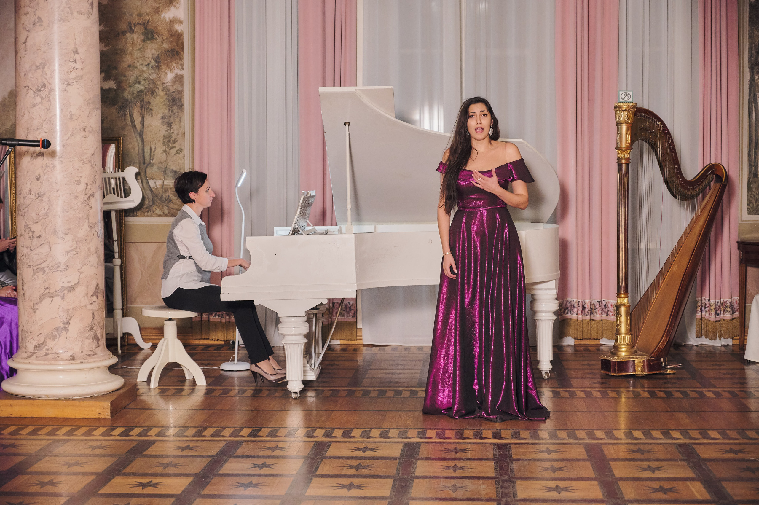 Открытие выставки 13.09.22. Никита Хохловский фото и видео продакшн