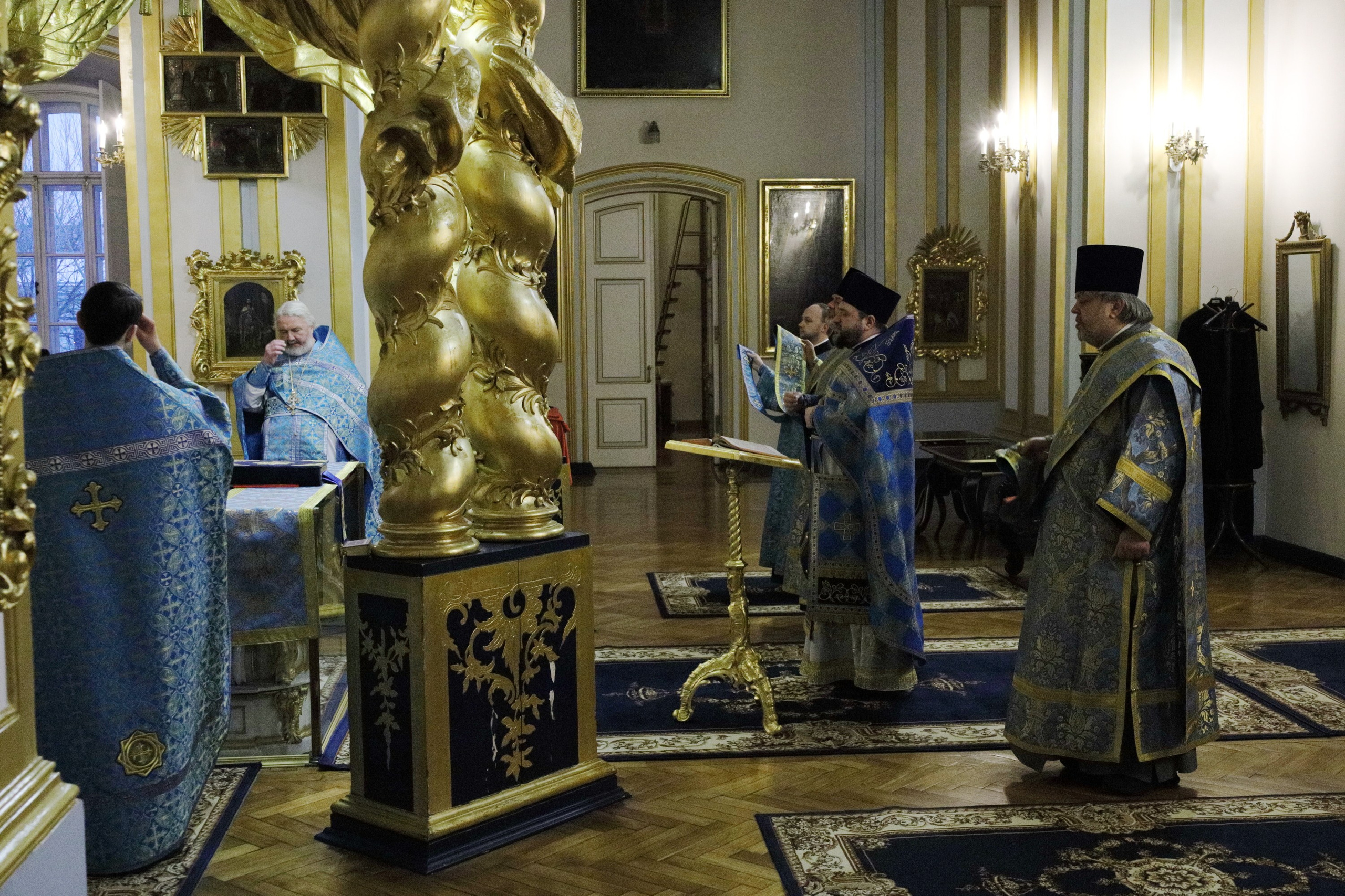 НЕДЕЛЯ 24-Я ПО ПЯТИДЕСЯТНИЦЕ. ОТДАНИЕ ПРАЗДНИКА ВВЕДЕНИЯ ВО ХРАМ ПРЕСВЯТОЙ БОГОРОДИЦЫ. НИКОЛО-БОГОЯВЛЕНСКИЙ МОРСКОЙ СОБОР