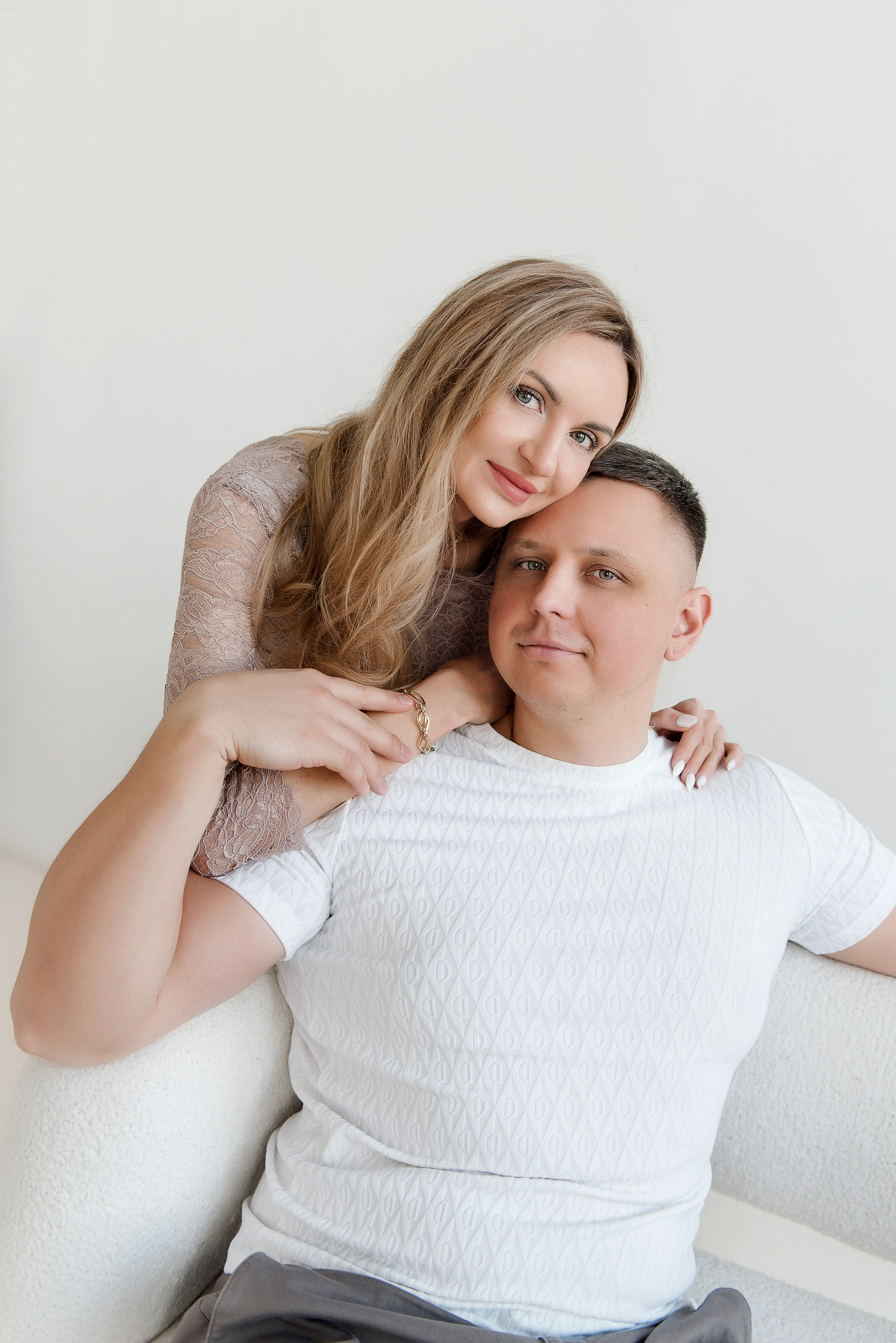 Семейная съёмка большой семьи в Москве. Детский фотограф в Долгопрудном и Москве