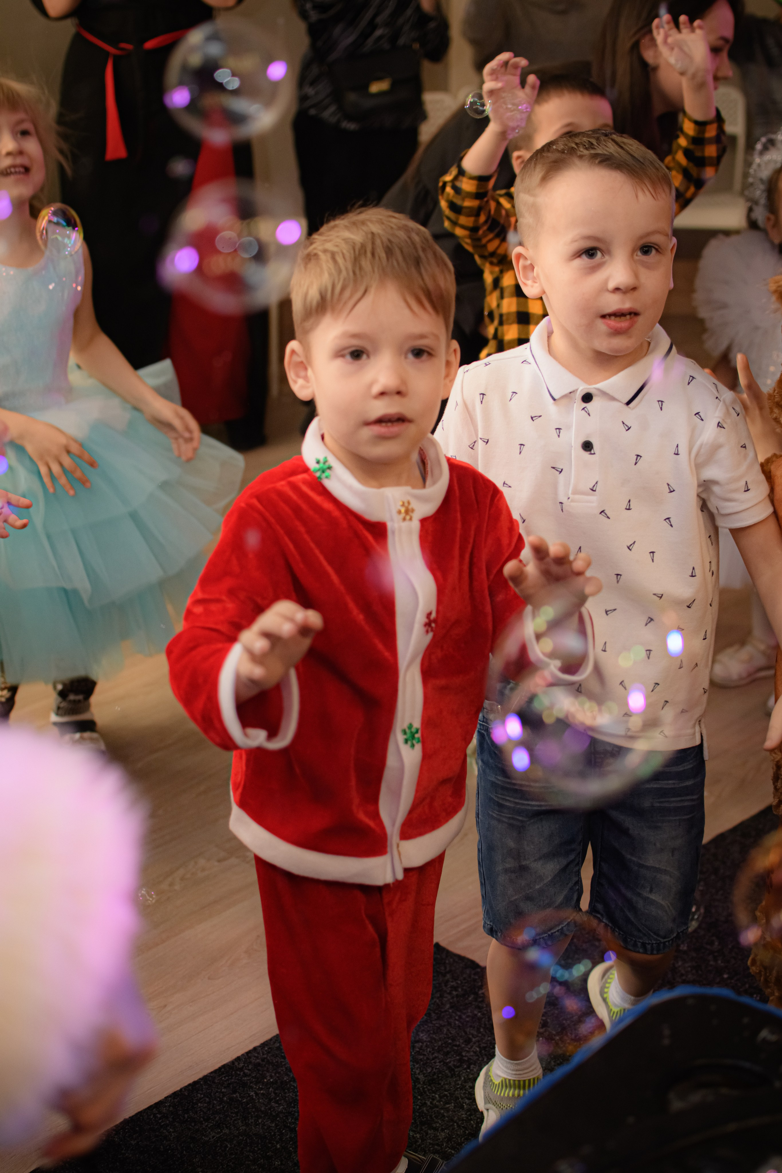 HAPPY NEW YEAR. Photokarish