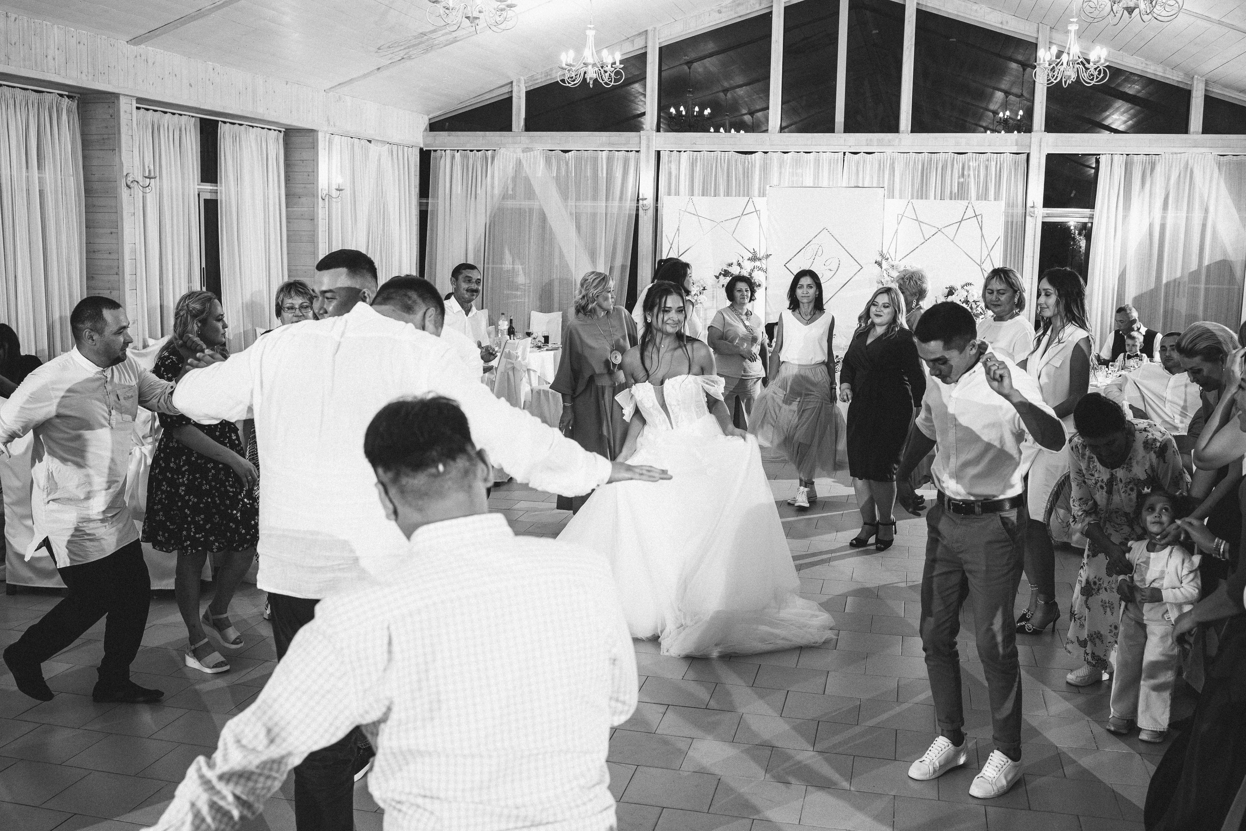 Руслан & Эльвира. Свадебный фотограф в Челябинске Оксана Мишакова