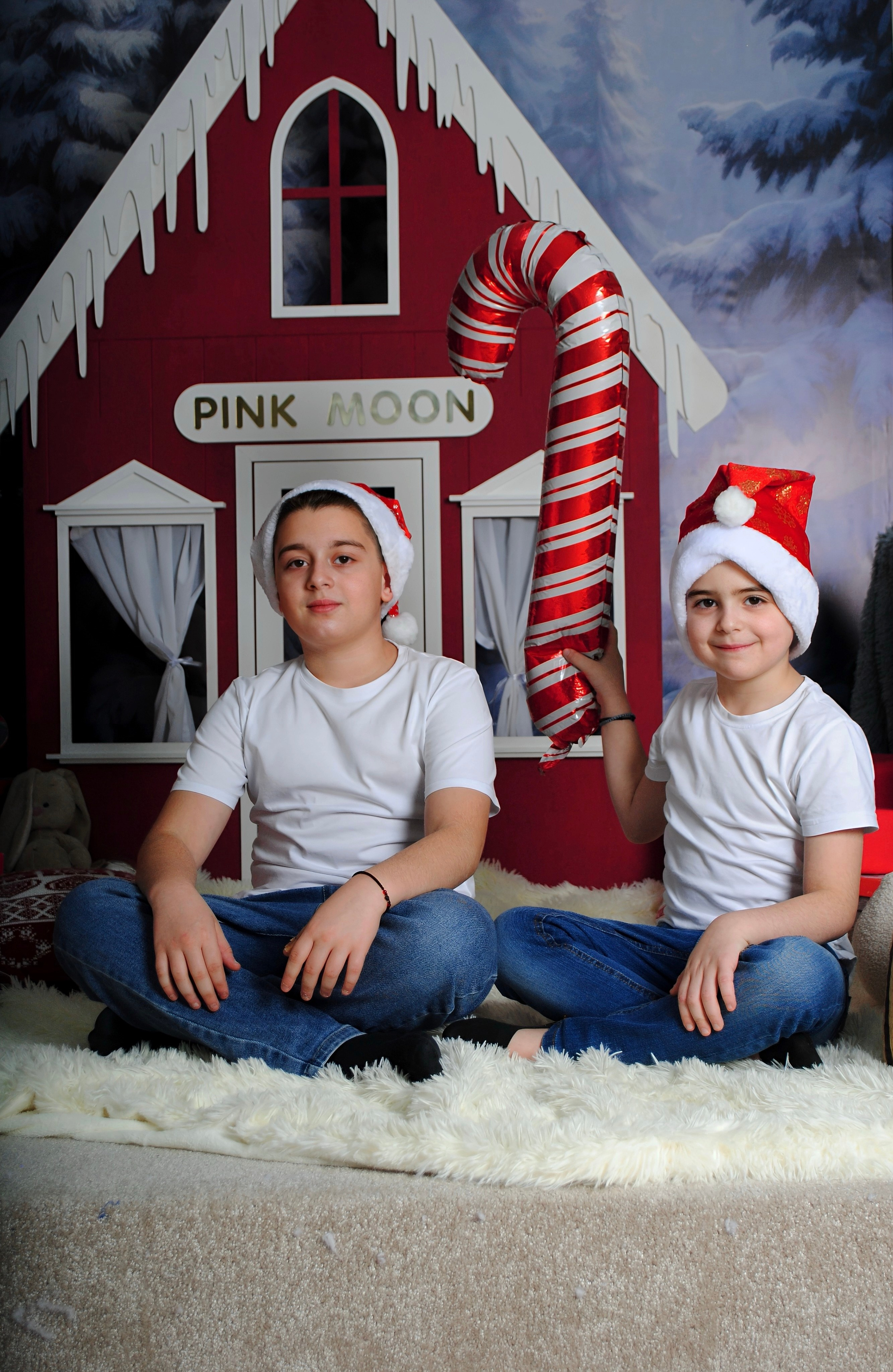 Мария и семья. Фотограф Мария Мусаелян