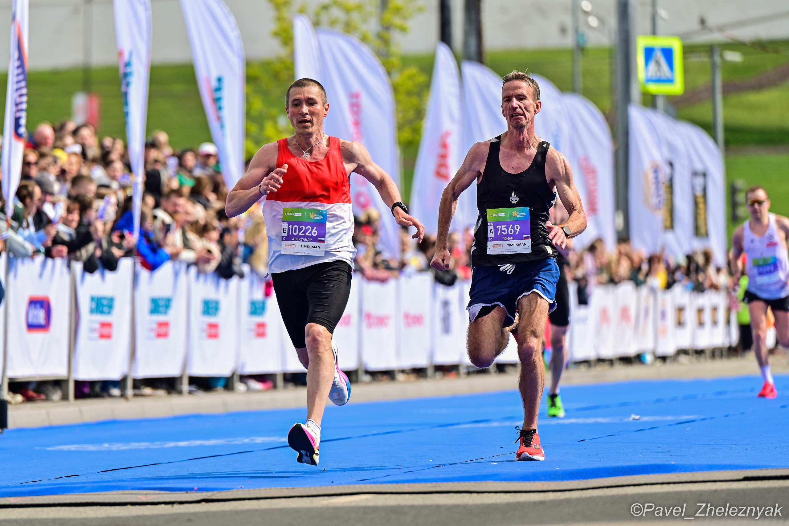 Казанский марафон_2025. #БегающийФотограф Павел Железняк. Казань. Москва