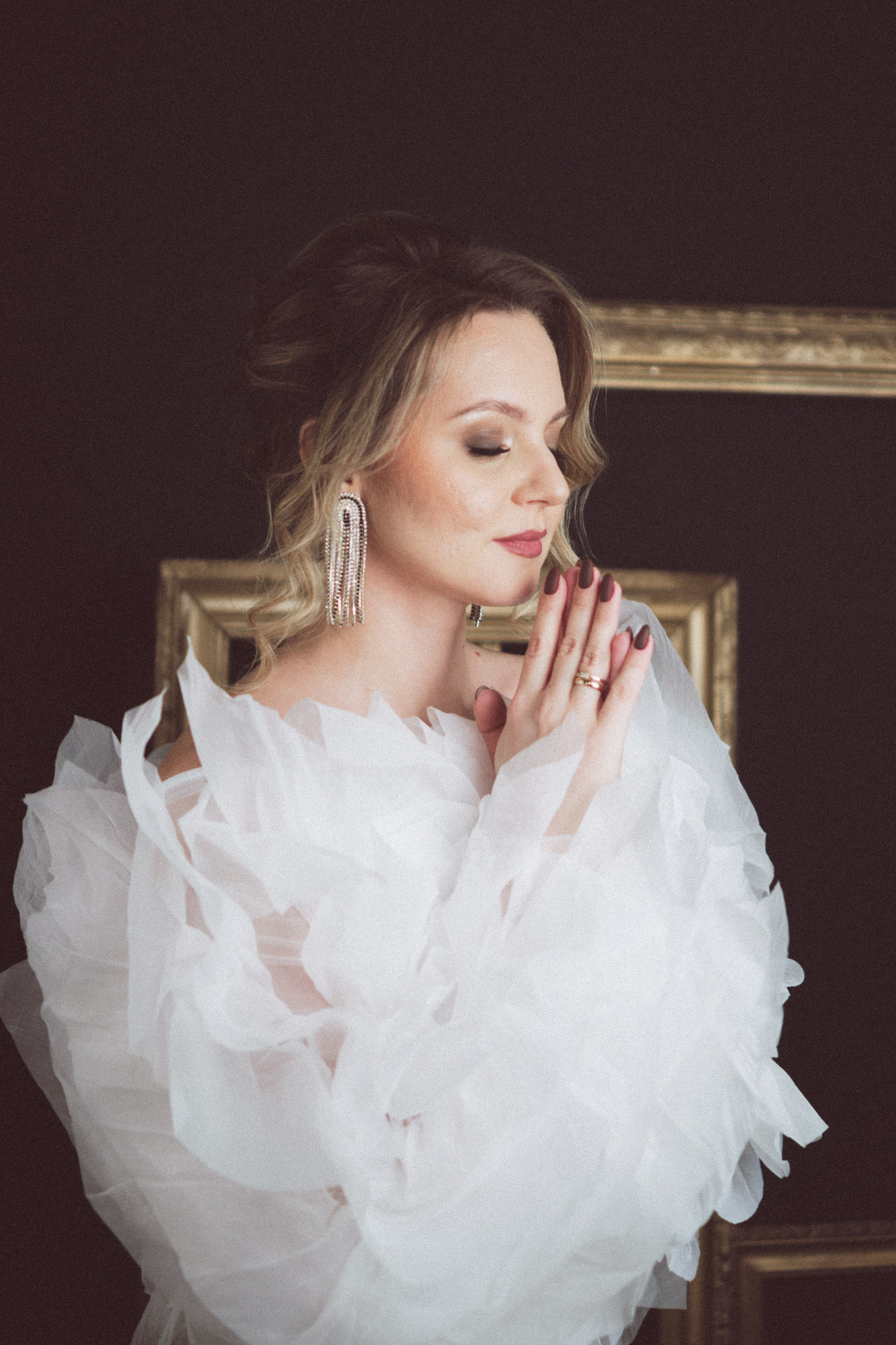 НОВОГОДНЯЯ ФОТОСЕСИИЯ В СТУДИИ ДЛЯ ДЕВУШКИ И ПРОГУЛКА ПО ЧЕРНЫШЕВСКОЙ. Профессиональный фотограф, Санкт-Петербург — Виктория Богомолова