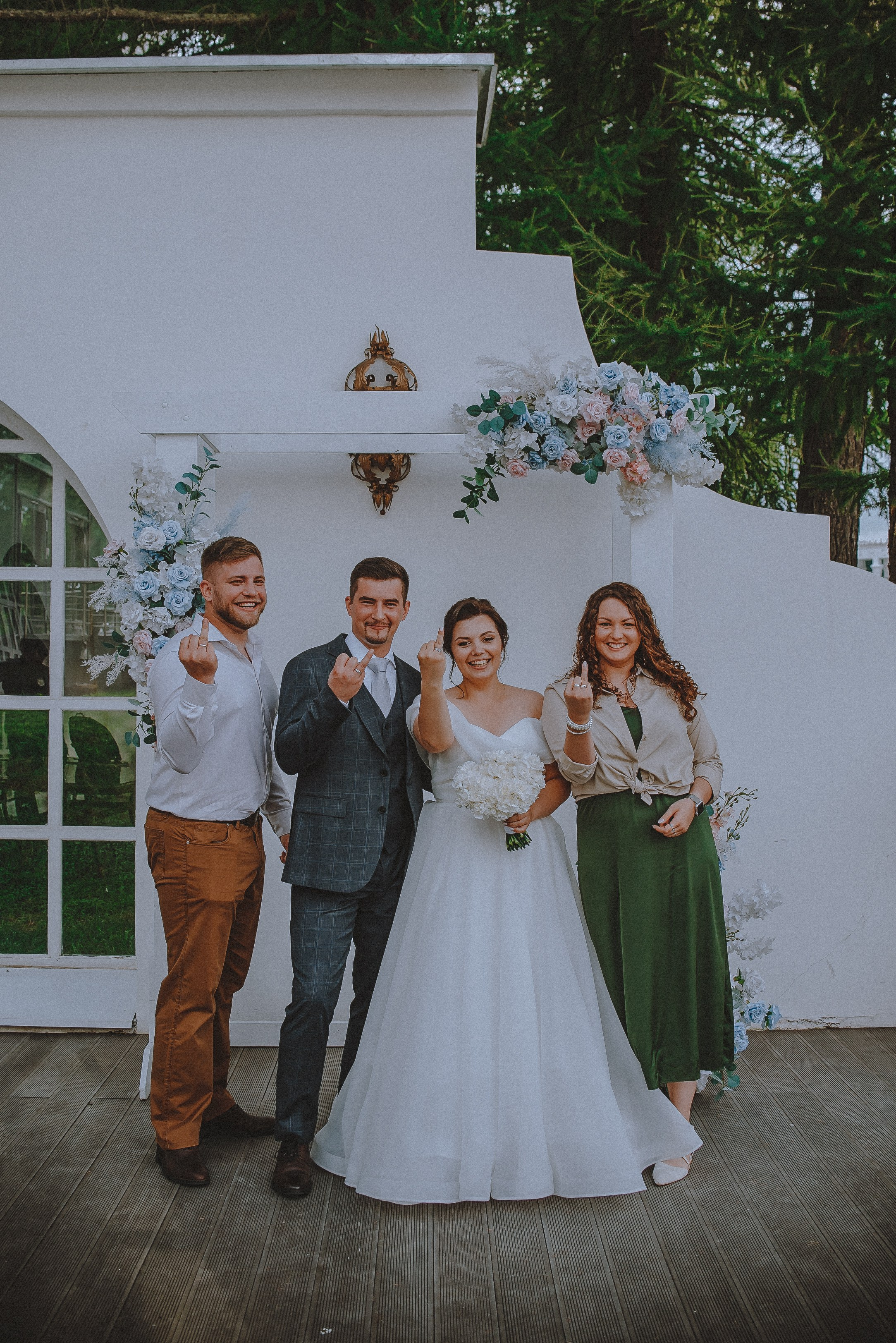 Love.com: Главная страница нашего счастья. Свадебный и семейный фотограф в Москве Сажина Кристина КиМ. Свадебный оператор в Москве Сажин Максим